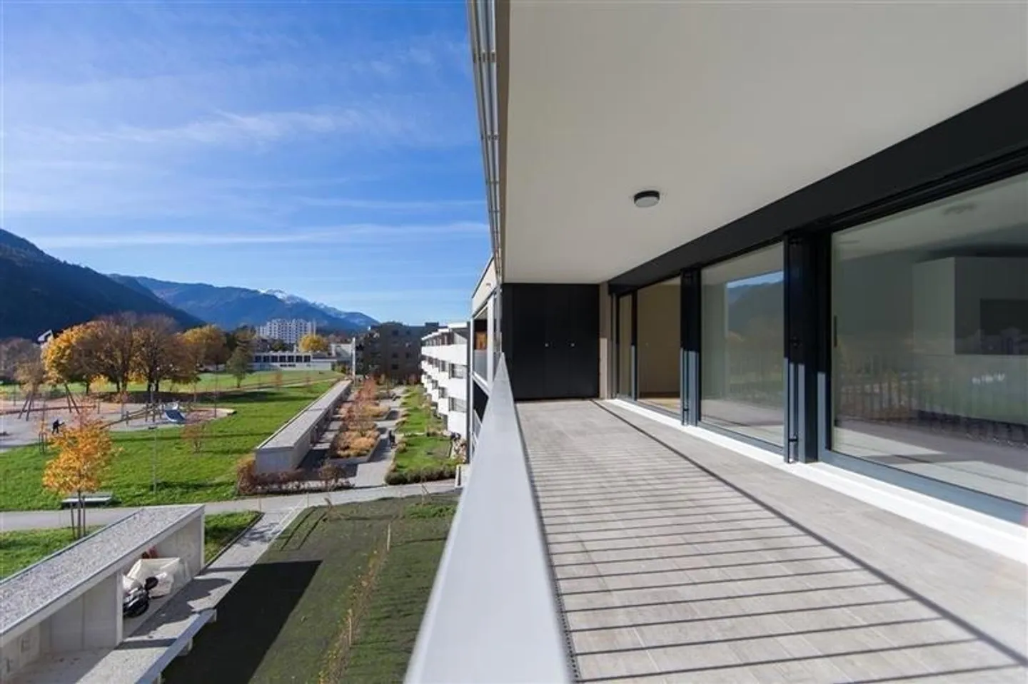 Wunderschöne 3.5 Zimmer-Wohnung in Domat/Ems zu vermieten! - Foto 6 di 7