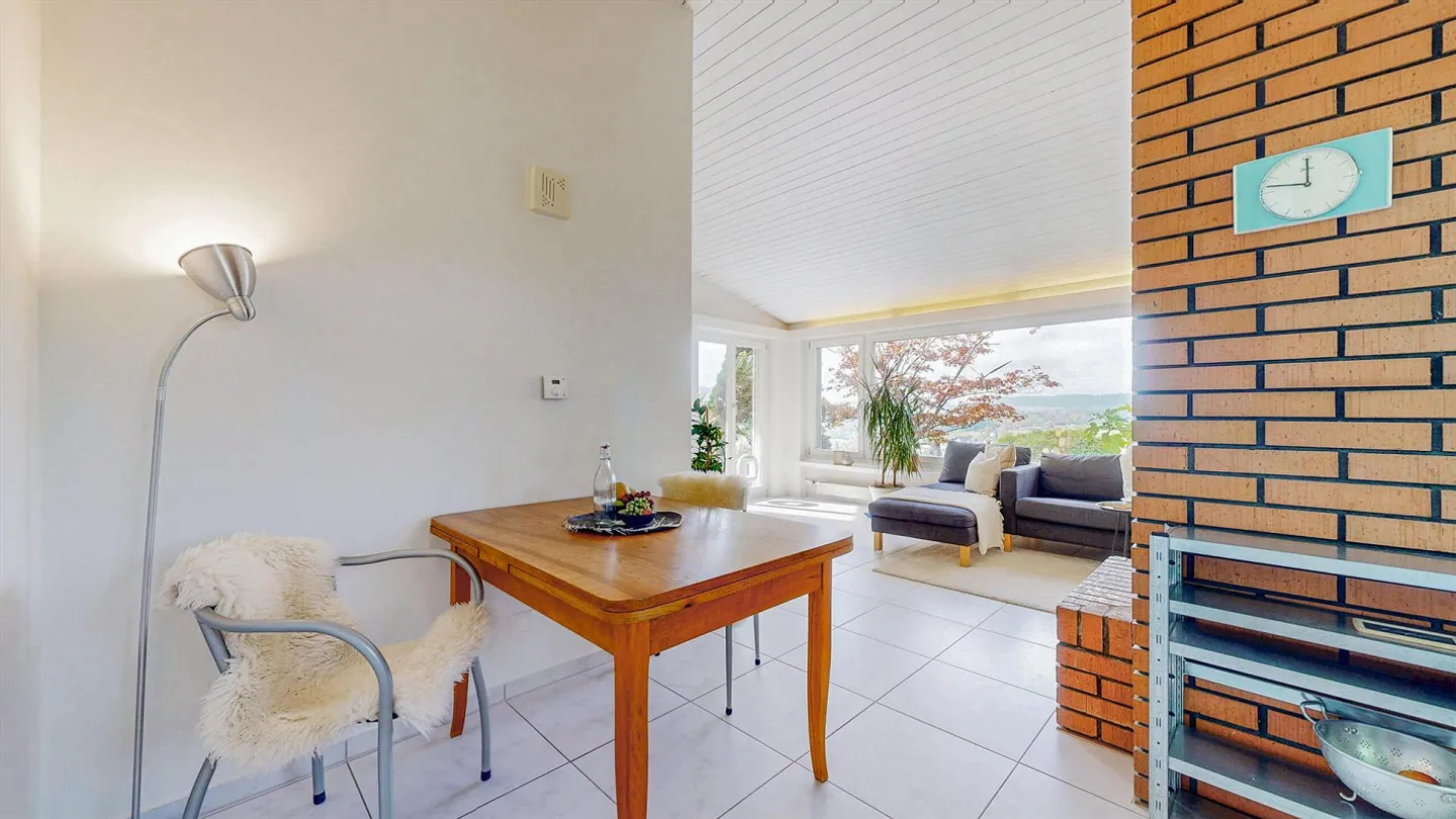 GIOIELLO SU QUASI 2.000 m² DI TERRENO - Foto 4 di 5