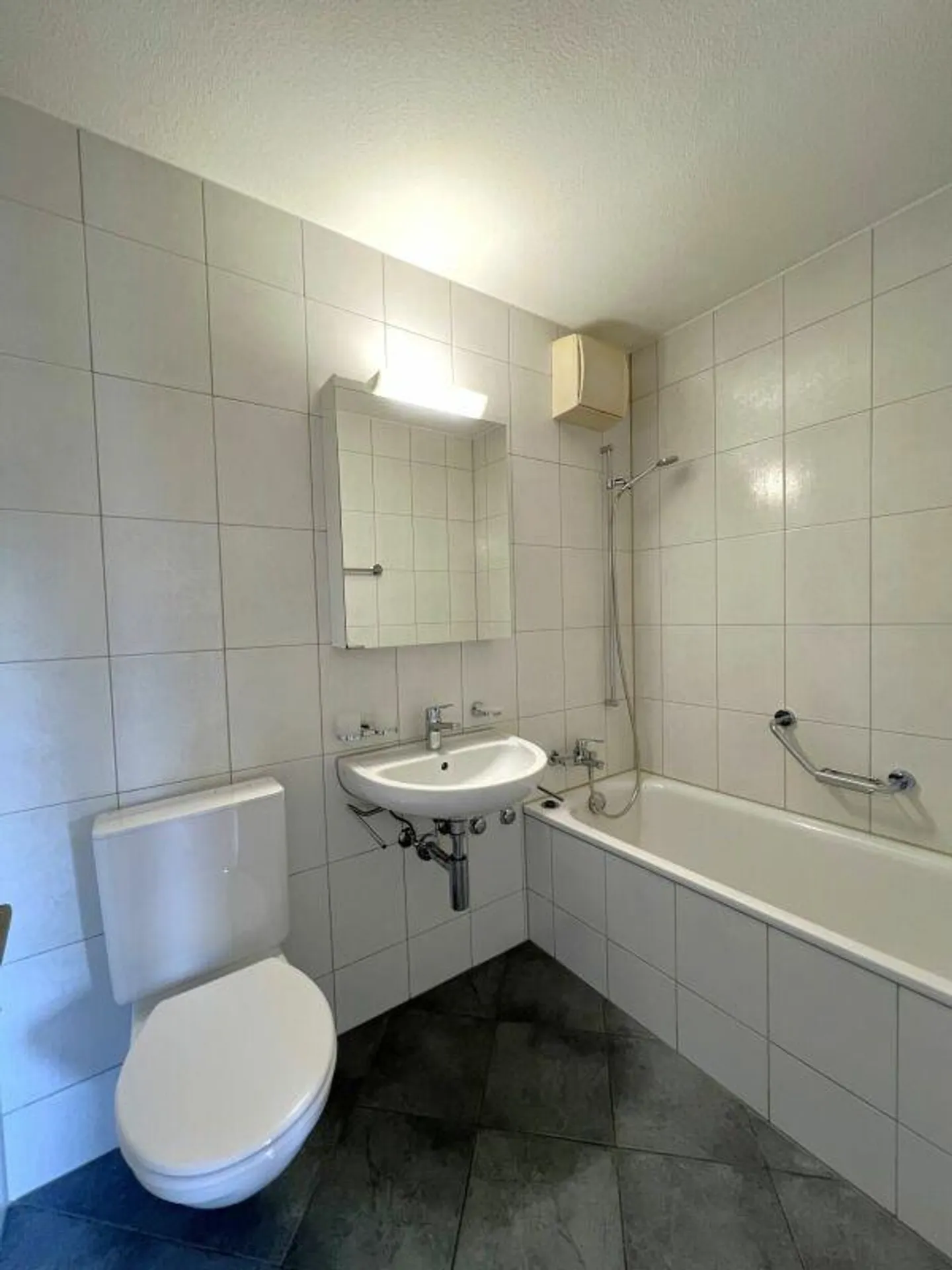 Appartement lumineux et charmant de 3,5 pièces à Geuensee - Photo 6 sur 11