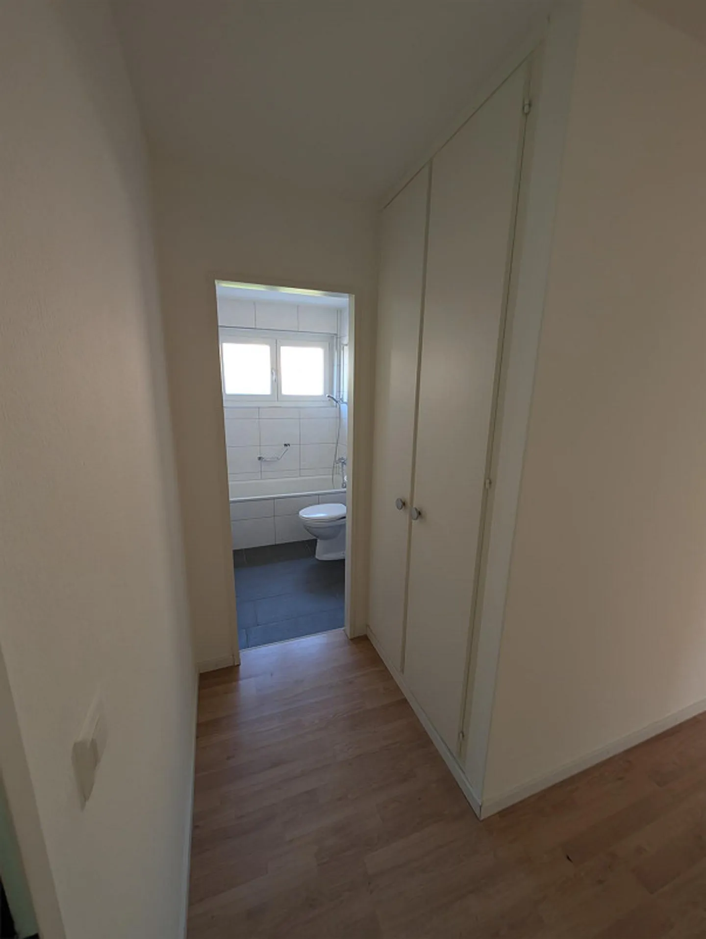 3.5 Room Apartment - Photo 2 of 14