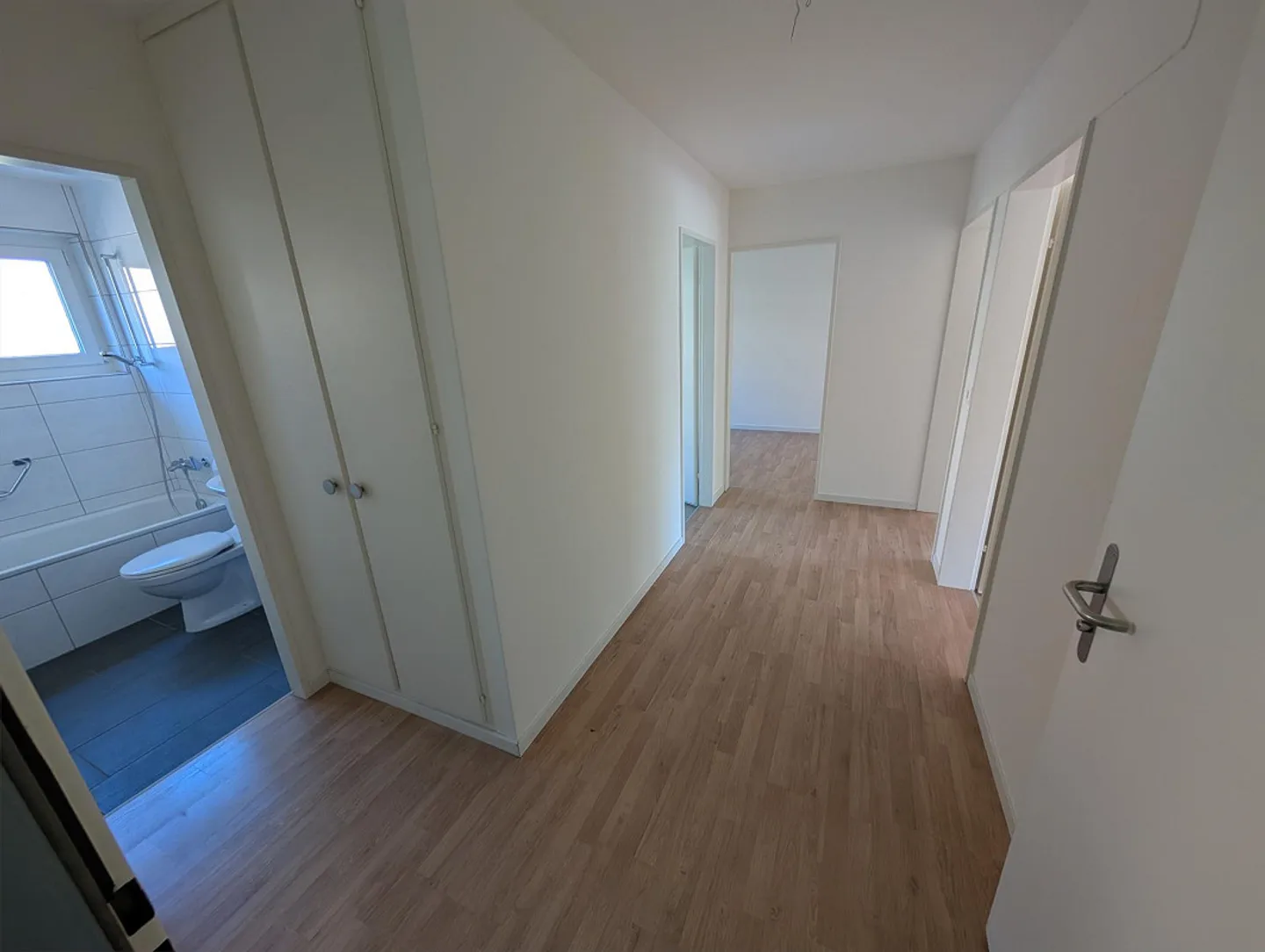 3.5 Room Apartment - Photo 13 of 14
