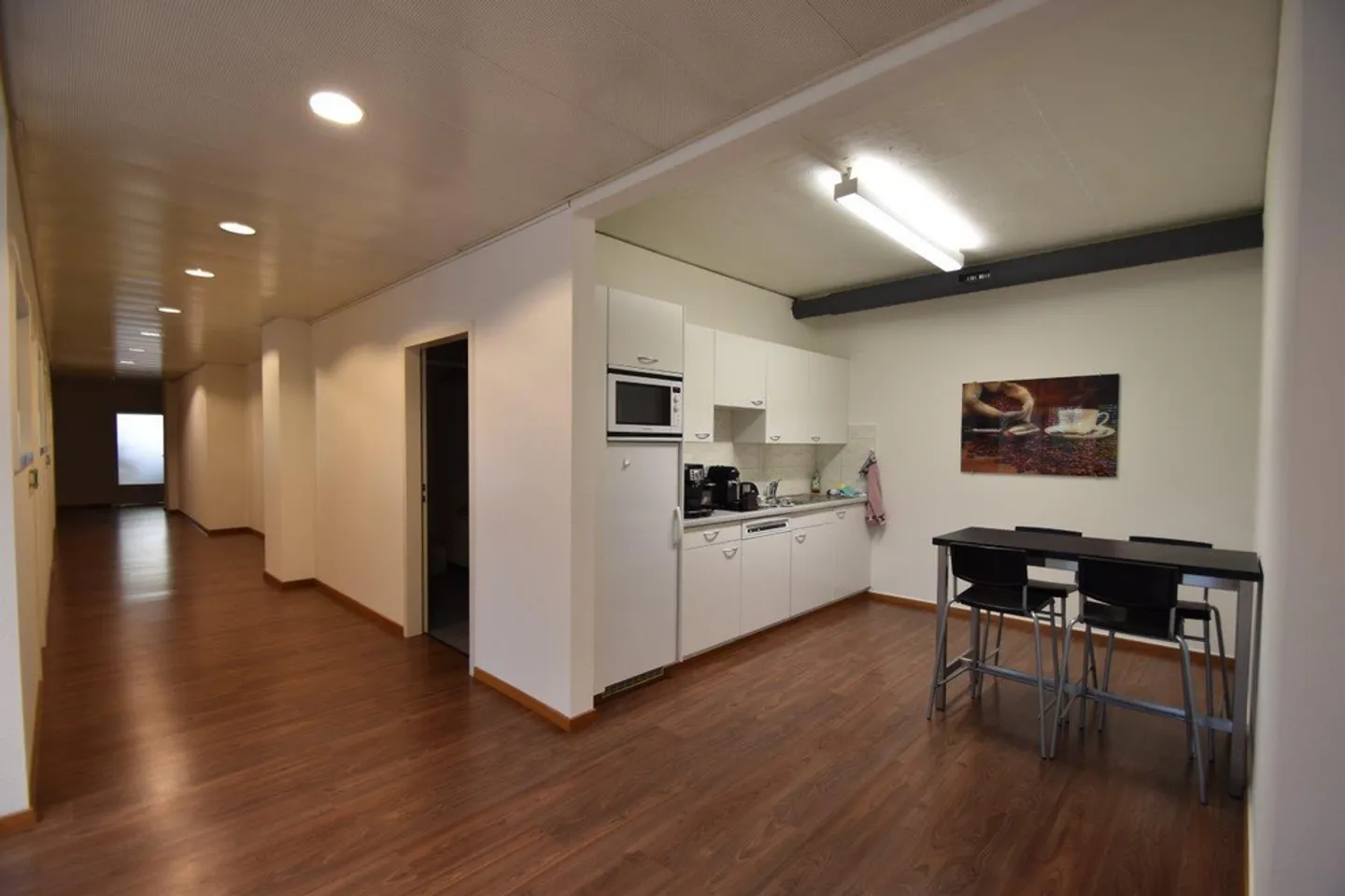 Successfully start with 19 m2 or 32 m2 in a shared office - Photo 9 of 10