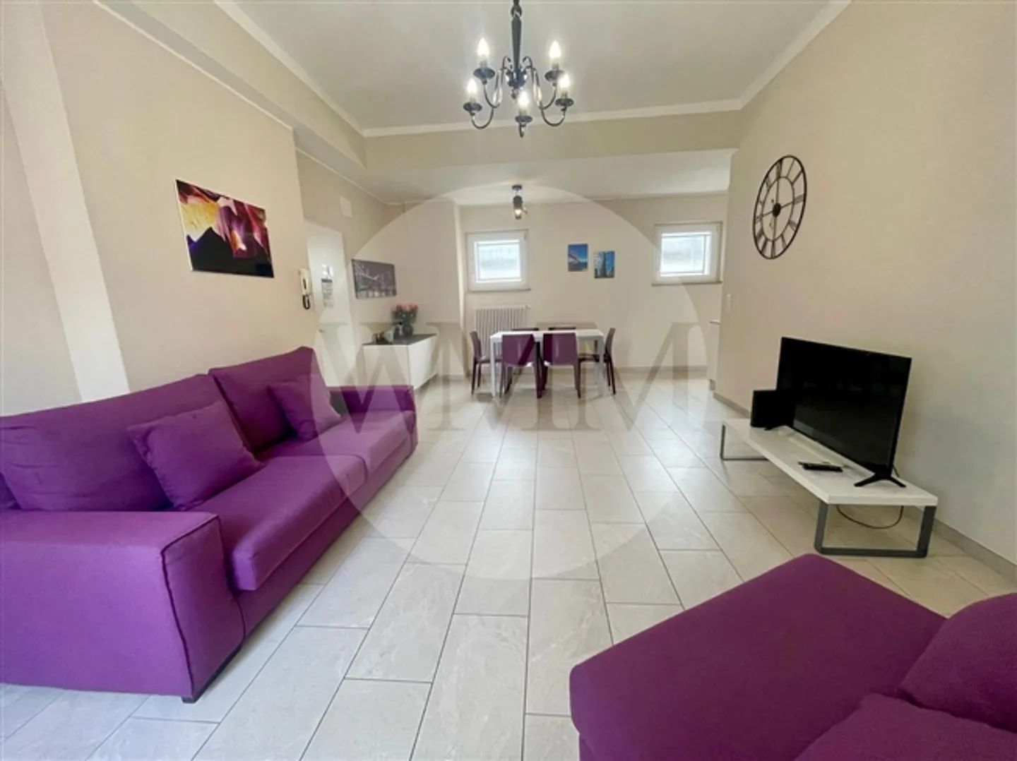 APPARTEMENT MODERNE 4.5 PRÈS DU CENTRE-VILLE - Photo 2 sur 10