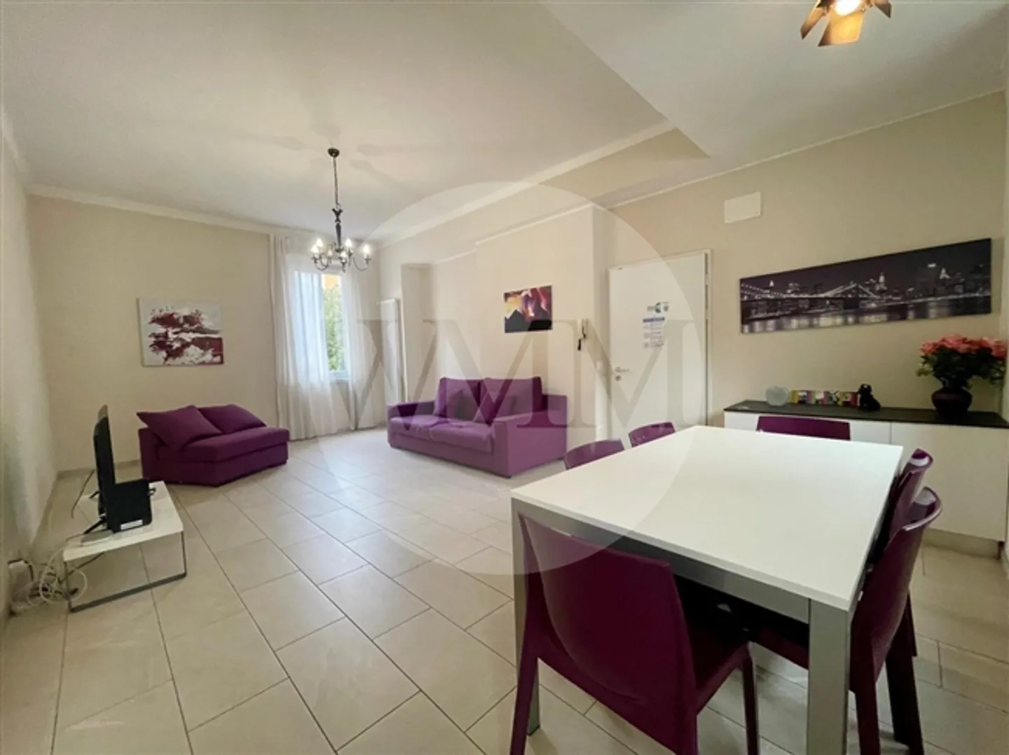 APPARTEMENT MODERNE 4.5 PRÈS DU CENTRE-VILLE - Photo 1 sur 10