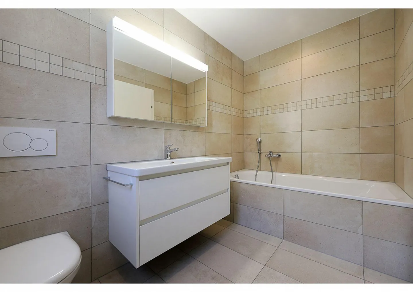 Hochwertige Terrassenwonhung, 4,5 Zimmer, in kleinem MFH mit Lift - Foto 20 von 27