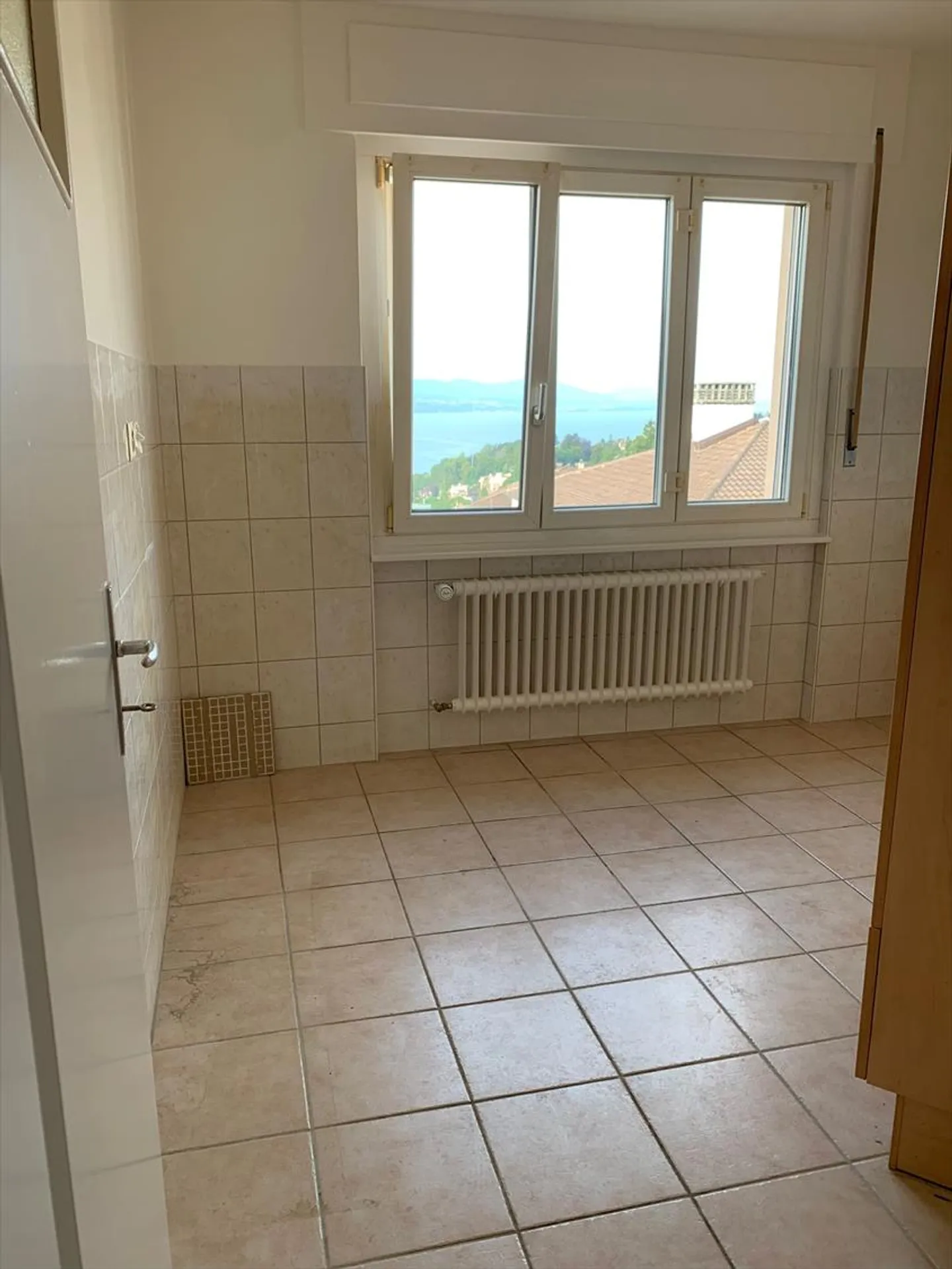 Apartment - Photo 7 of 10