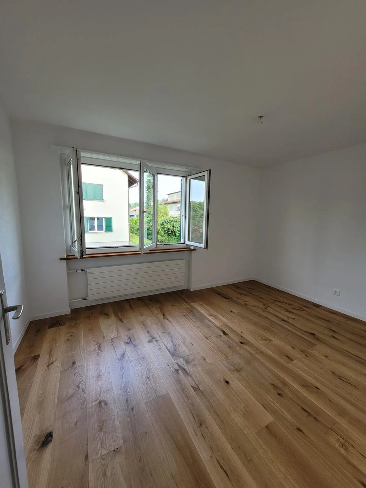 Charmante Wohnung in Brügg - Foto 7 von 8