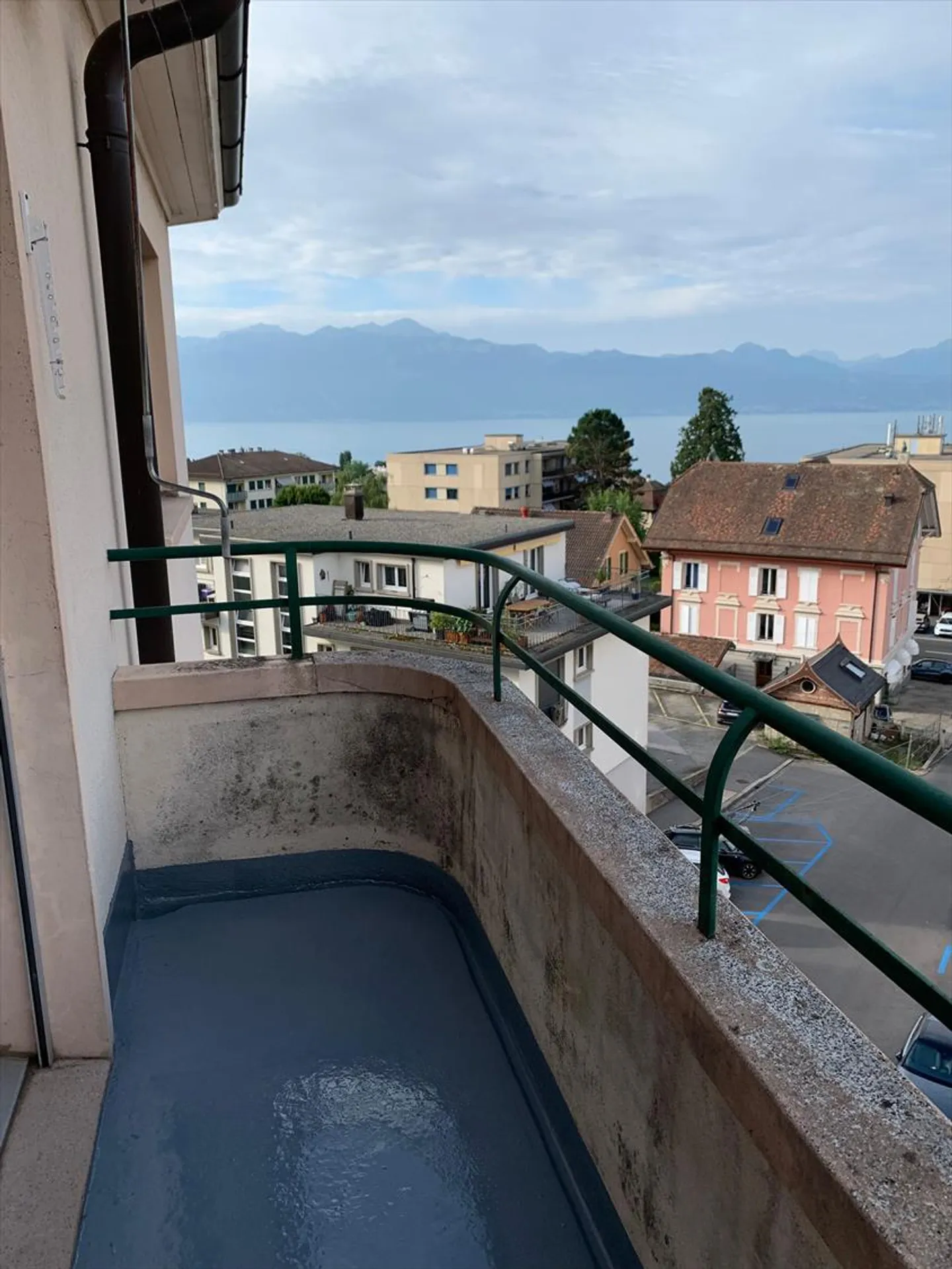 Apartment - Photo 9 of 10