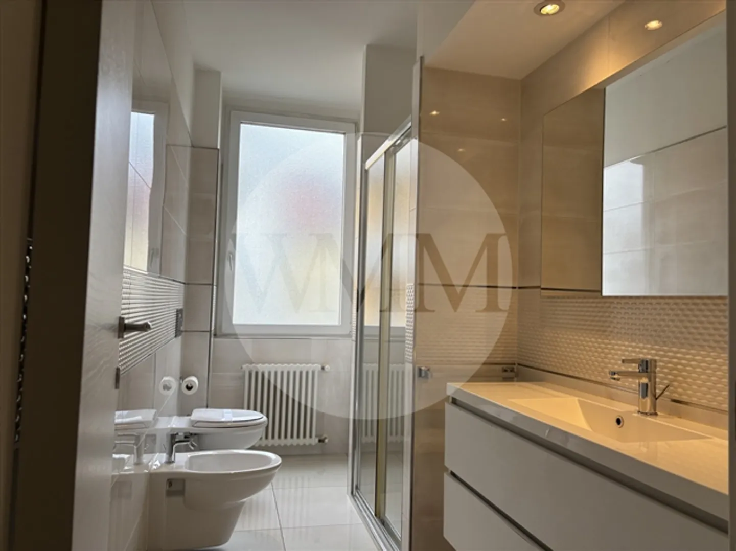 APPARTEMENT MODERNE 4.5 PRÈS DU CENTRE-VILLE - Photo 8 sur 10