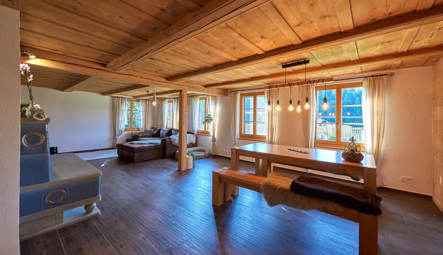 Renoviertes Bauernhaus mit Land - Foto 3 von 7