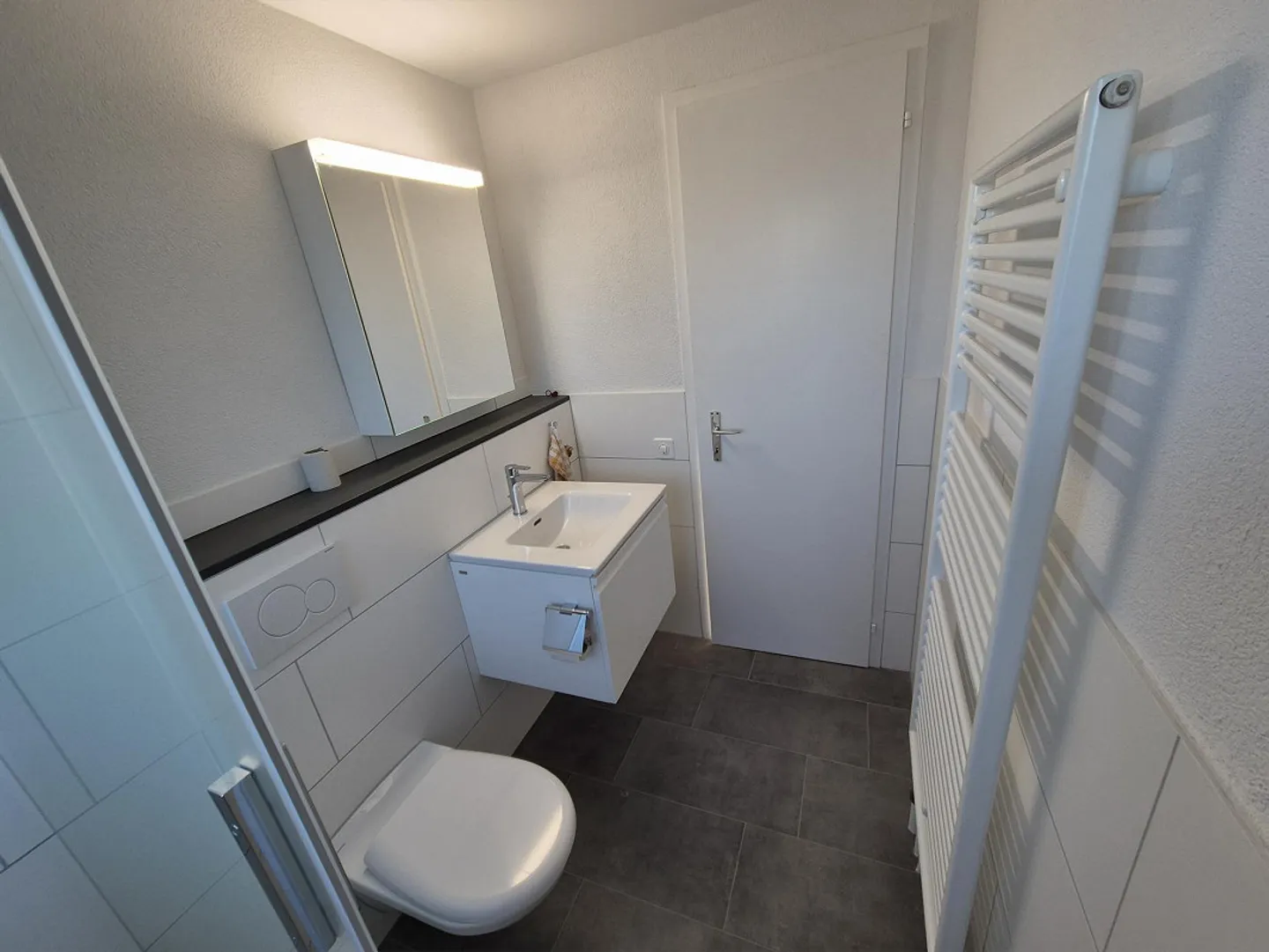 practical 3-room apartment with renovated bathroom and kitchen - Photo 10 of 14