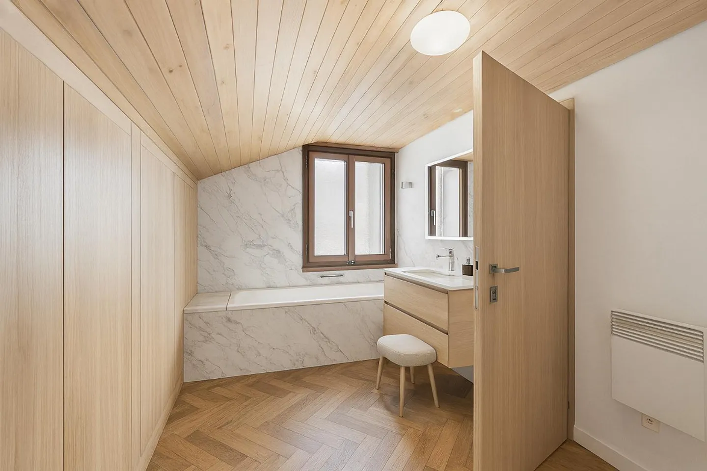 HISTORISCHES BAUERNHAUS MIT POTENTIAL - Foto 3 von 5