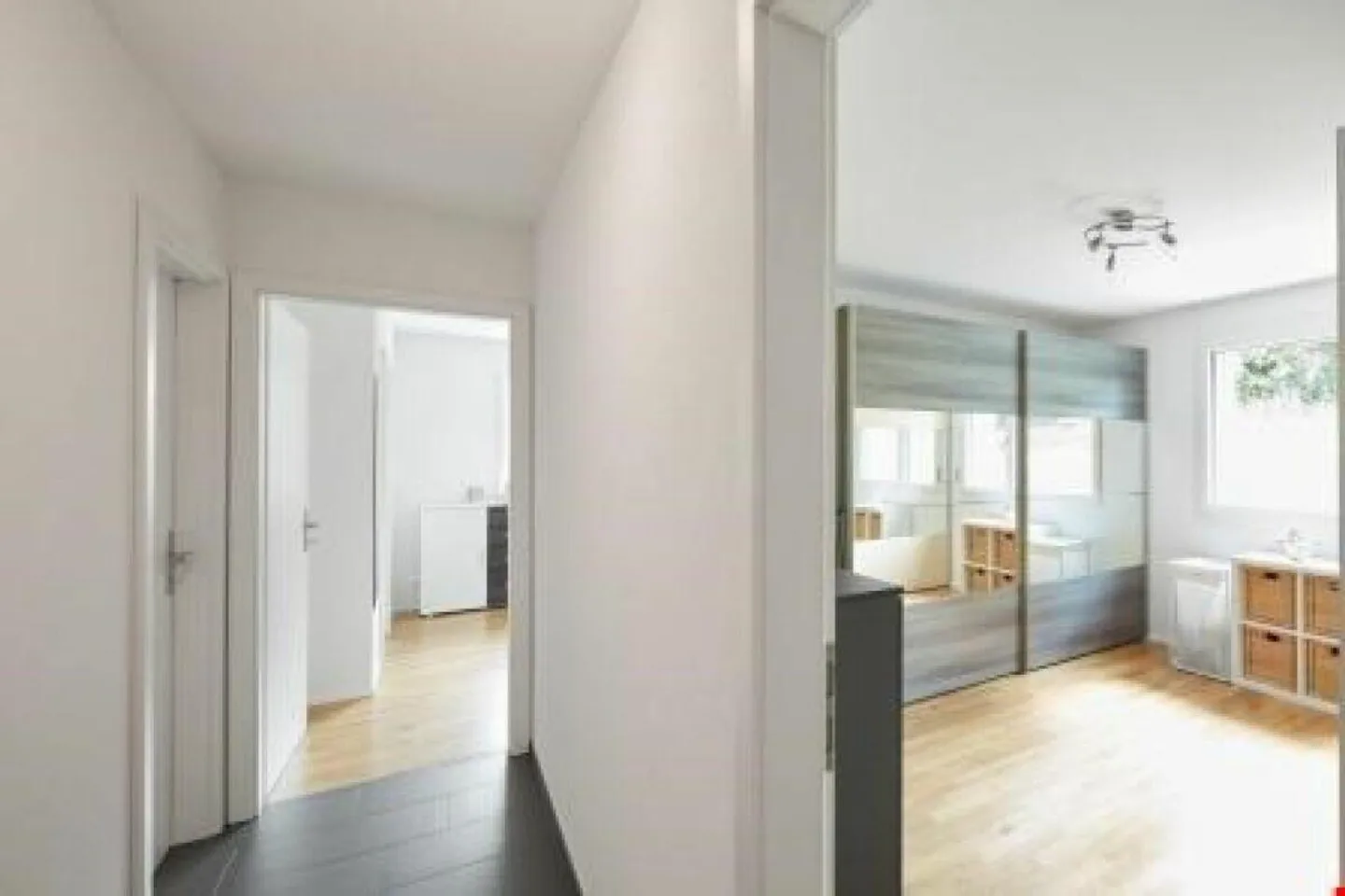 Modern, comfortable 3 1/2-room apartment - Photo 3 of 10