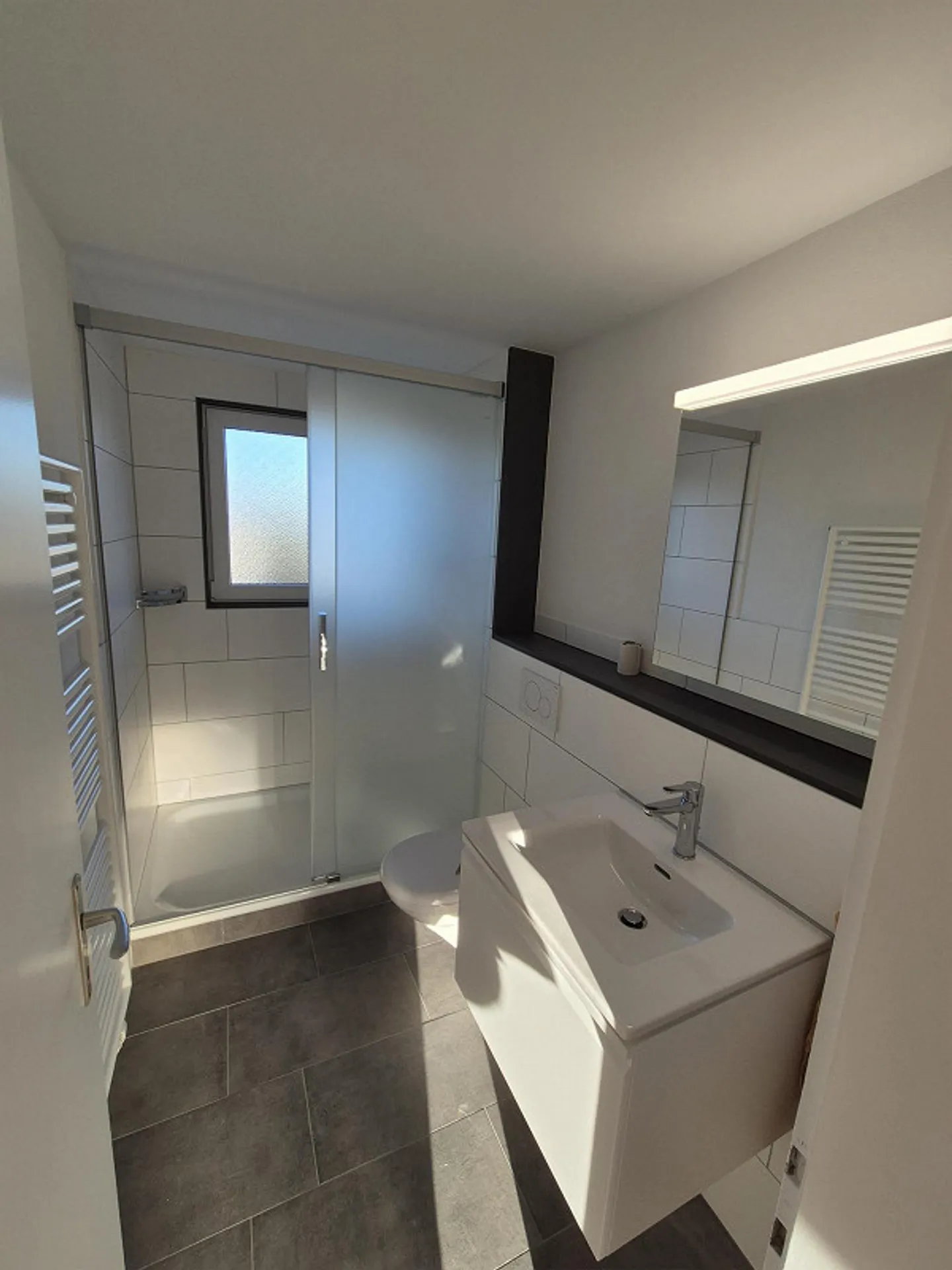 practical 3-room apartment with renovated bathroom and kitchen - Photo 12 of 14