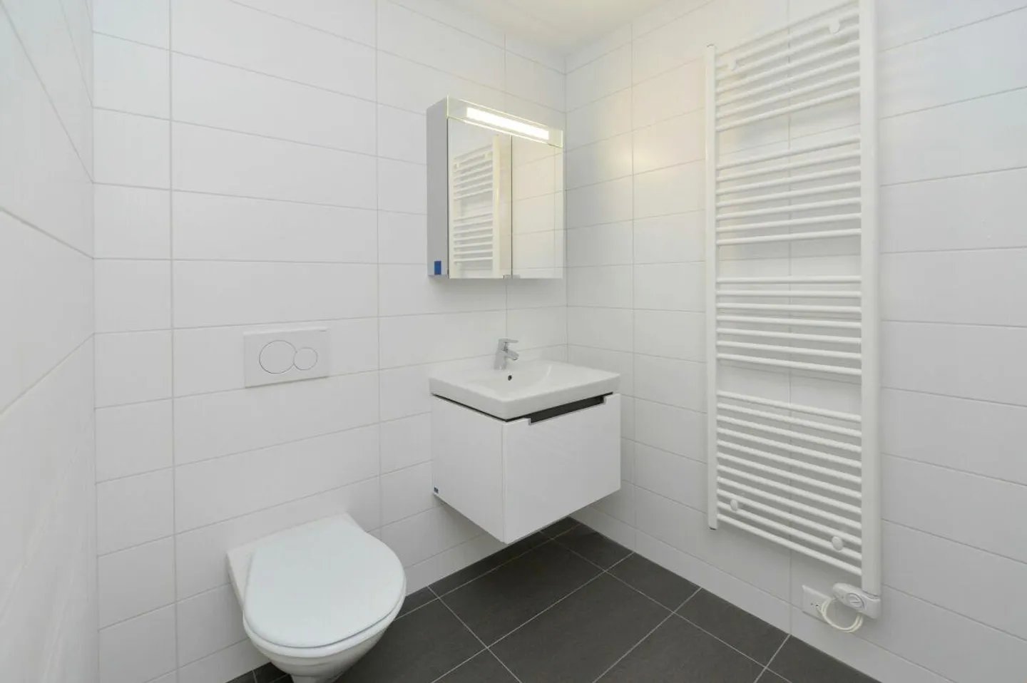 Modern, comfortable 3 1/2-room apartment - Photo 4 of 10