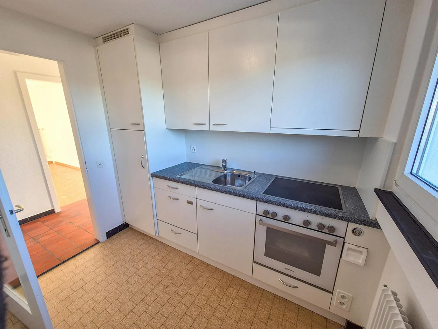 practical 3-room apartment with renovated bathroom and kitchen - Photo 14 of 14
