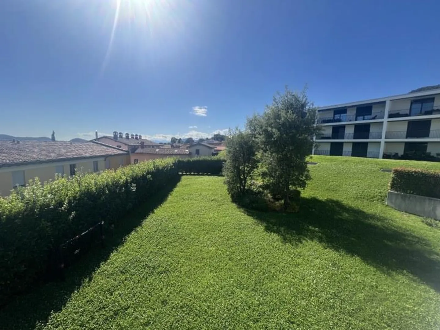 Appartement moderne de 4,5 pièces dans un quartier résidentiel - Photo 13 sur 13