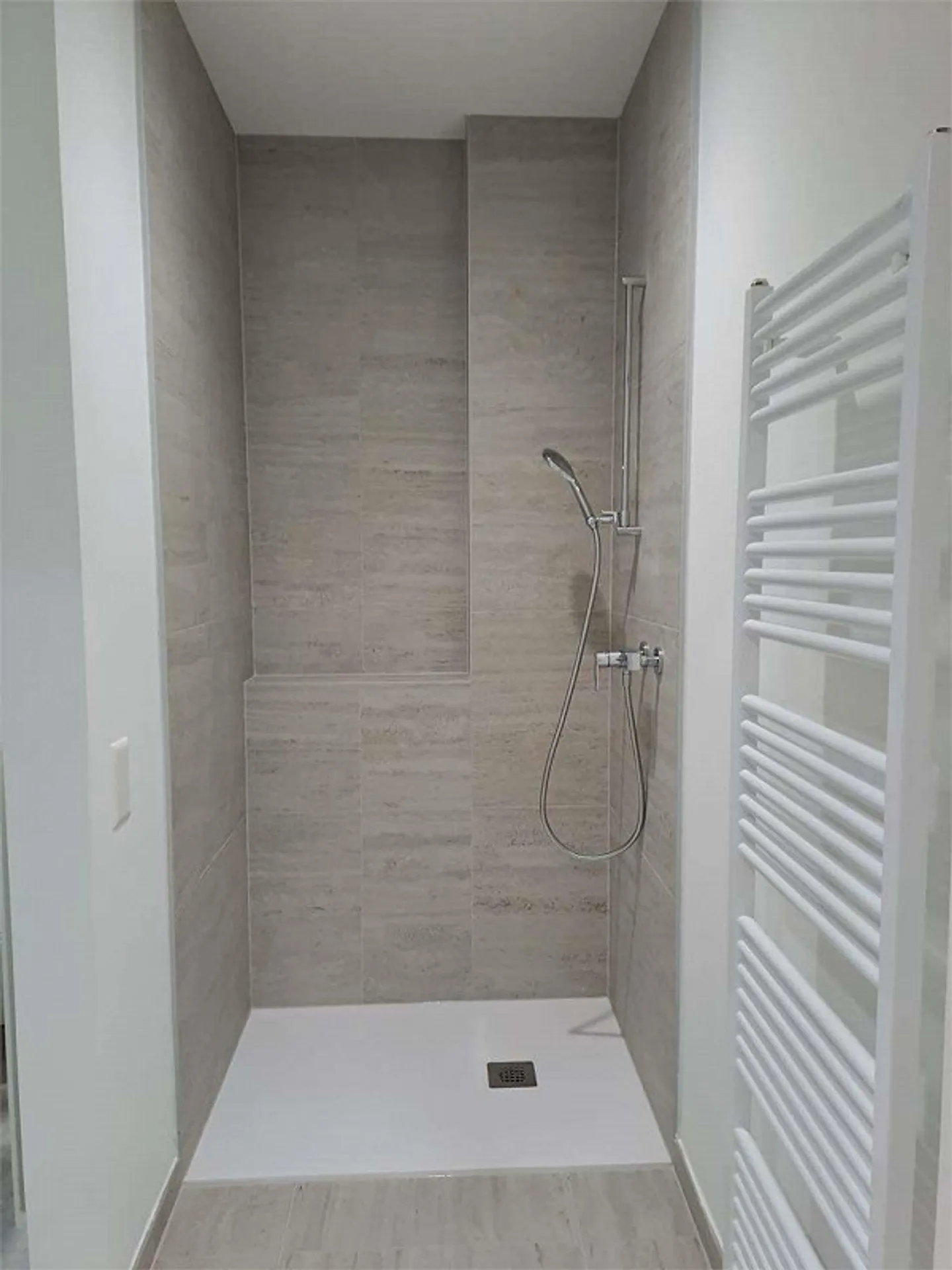 Lugano Molino Nuovo - Prestigious Commercial Space of 285 sqm Total - Photo 8 of 11