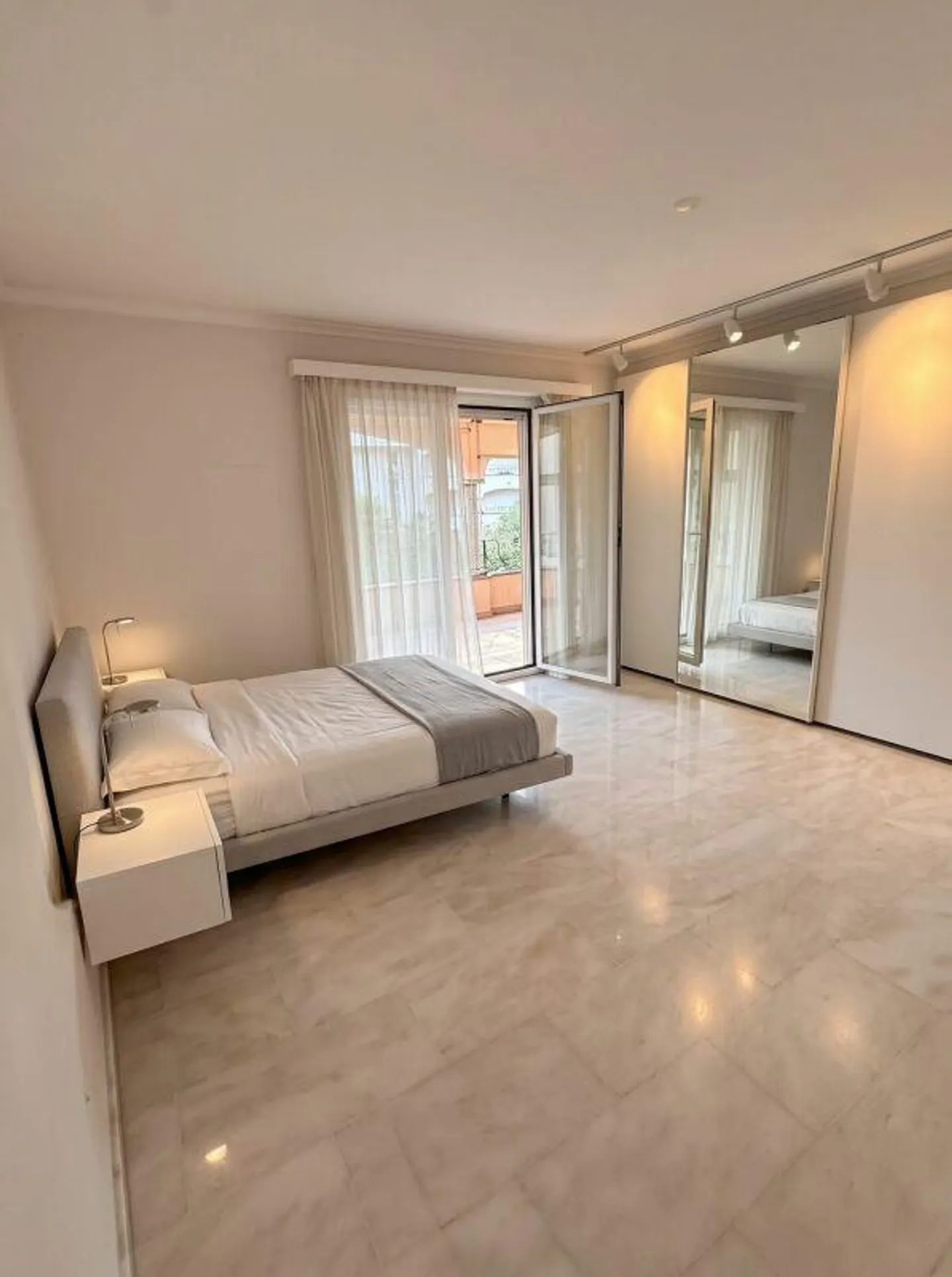 Appartement élégant de 4,5 pièces Ascona Lac Majeur - Photo 4 sur 11