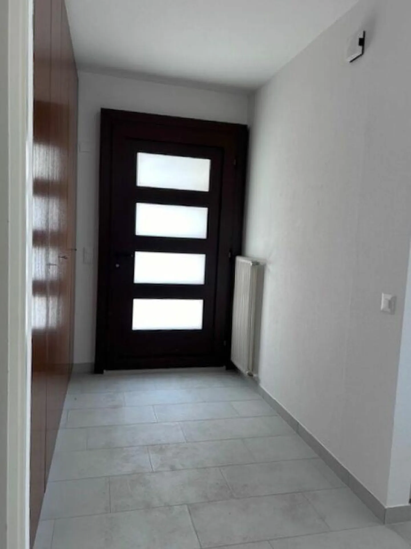 APPARTEMENT 3.5 PIÈCES AVEC JARDIN EXCLUSIF - Photo 3 sur 13