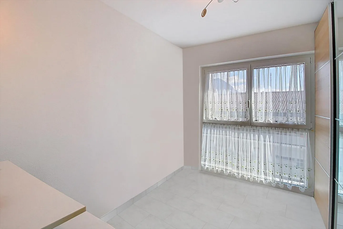 3.5 Room Apartment - Photo 21 of 30