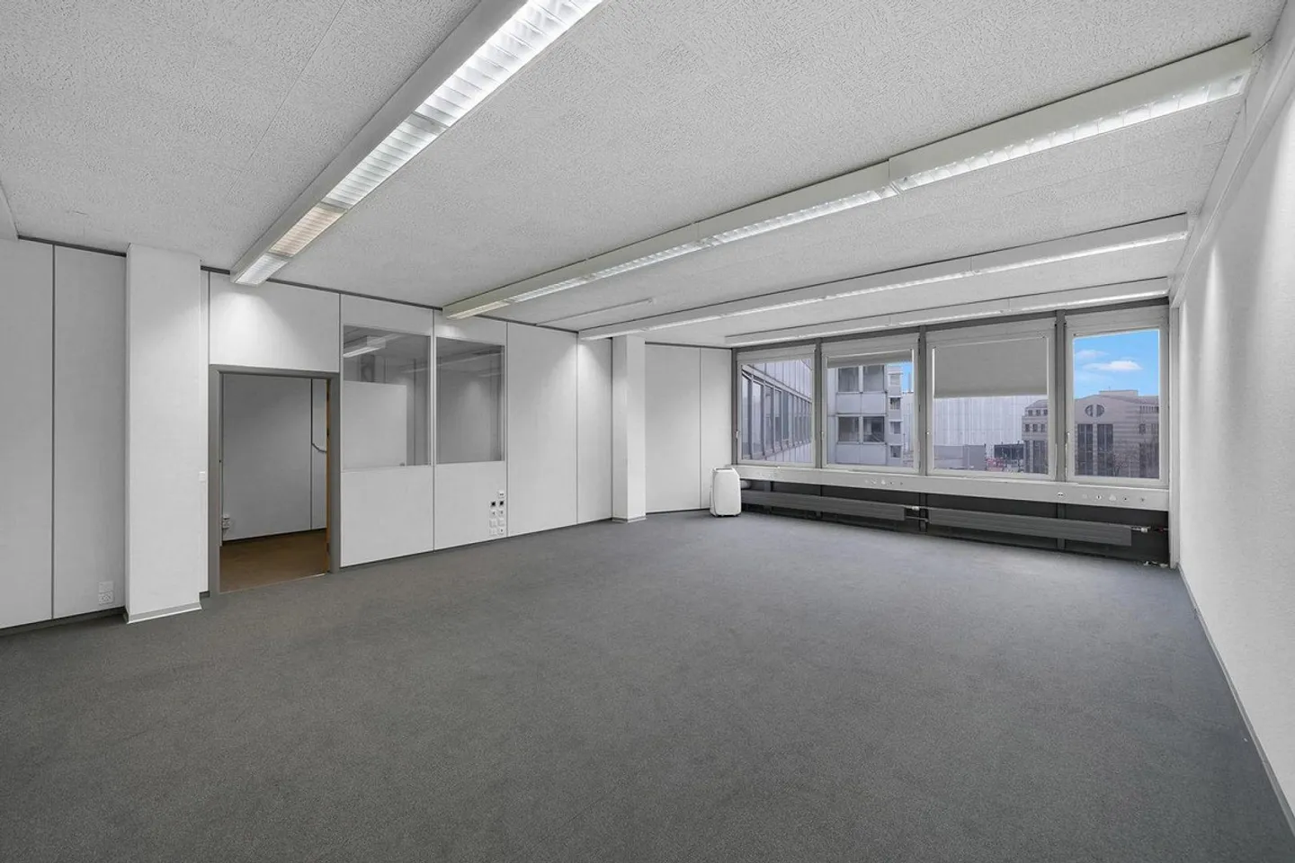 Ufficio completamente sviluppato con layout emozionante! - Foto 6 di 14