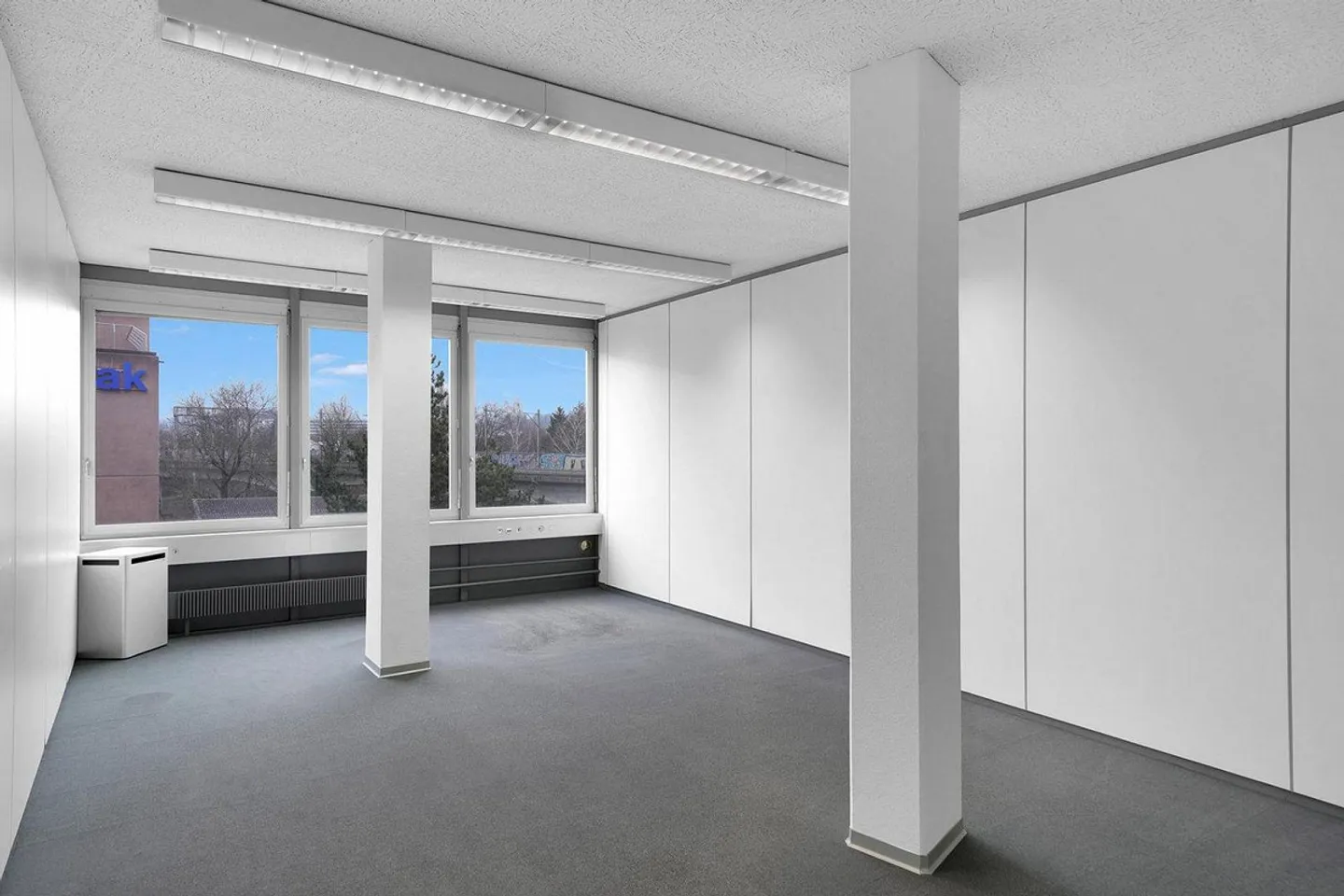 Ufficio completamente sviluppato con layout emozionante! - Foto 7 di 14