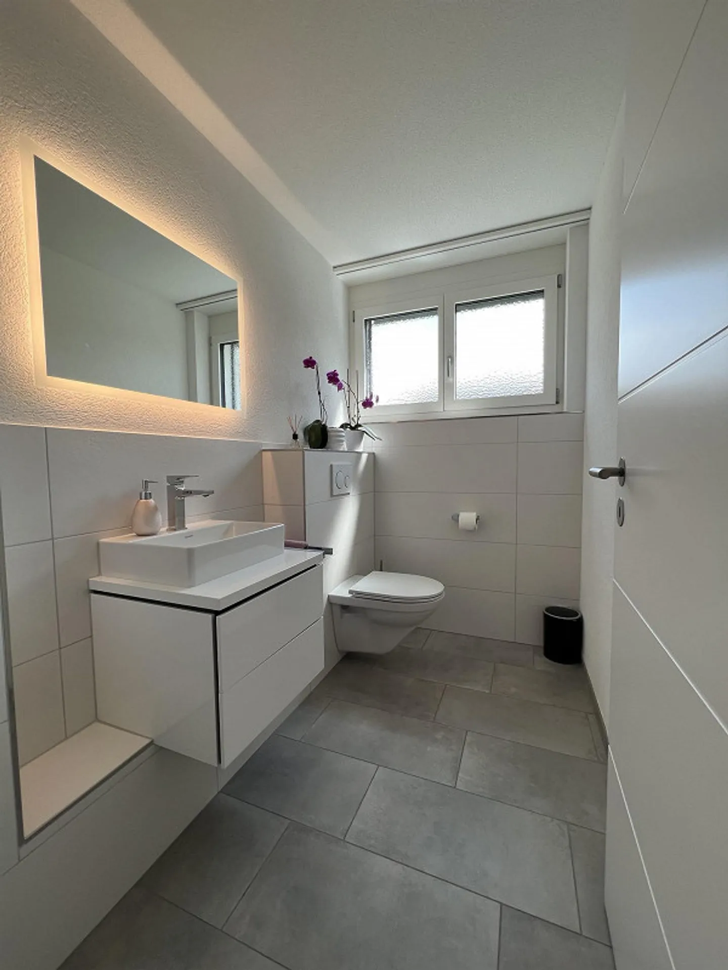 Appartamento duplex molto generoso e moderno in una posizione tranquilla - Foto 9 di 15