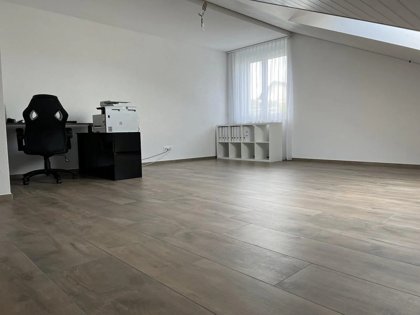 Appartamento duplex molto generoso e moderno in una posizione tranquilla - Foto 12 di 15