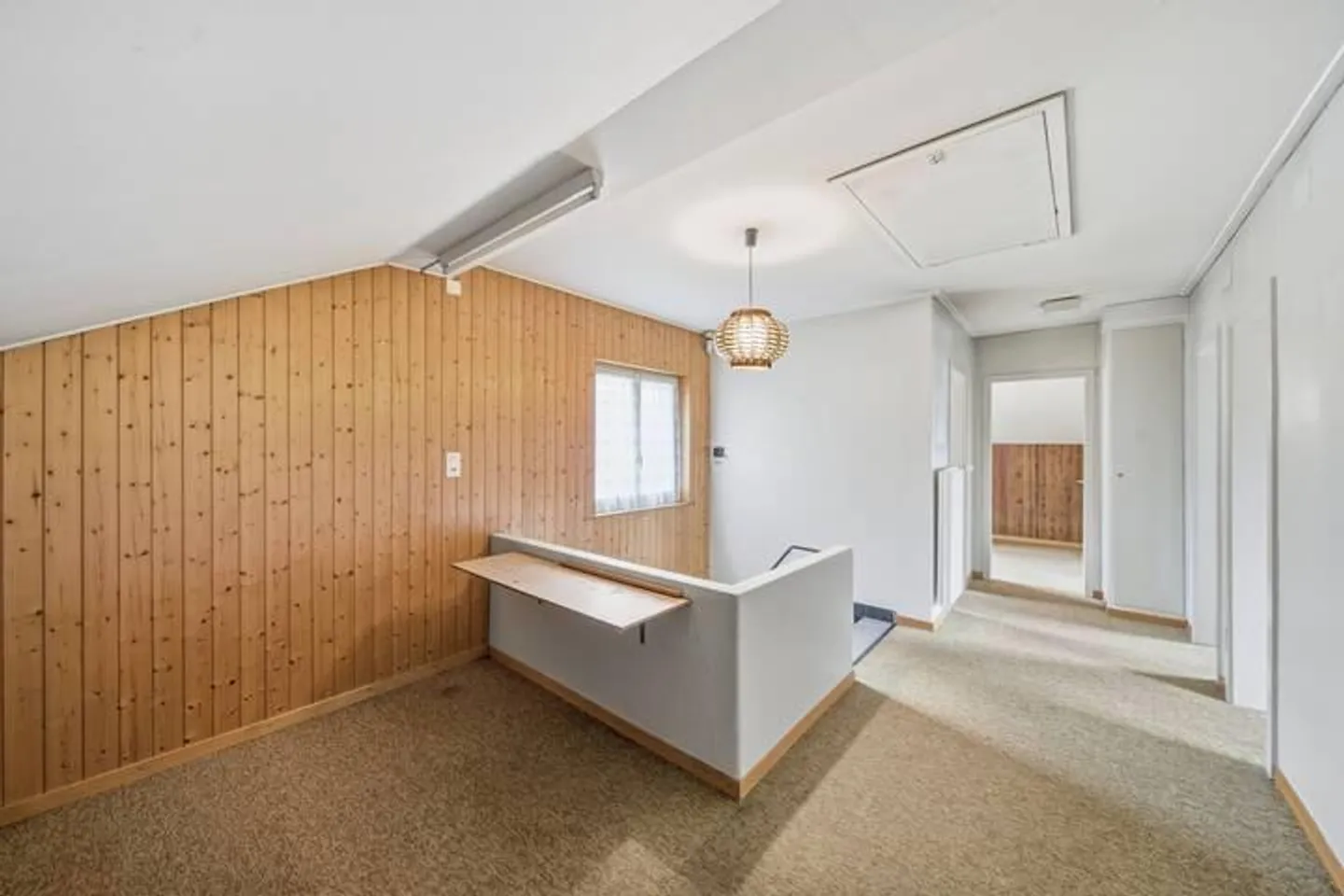 Charmante maison individuelle de 5,5 pièces dans un quartier résidentiel calme de Pieterlen - Photo 8 sur 9