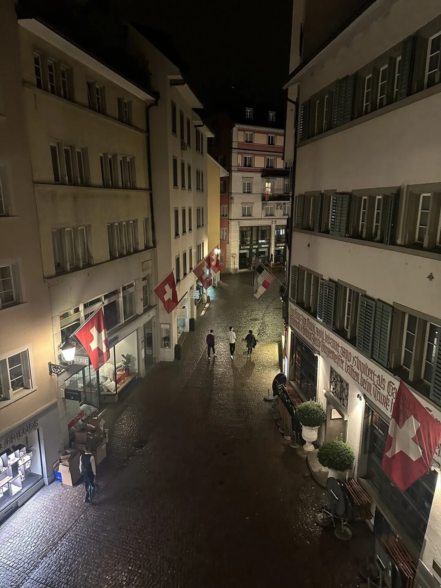 Small but Nice in Zurich's Old Town - Photo 3 of 5