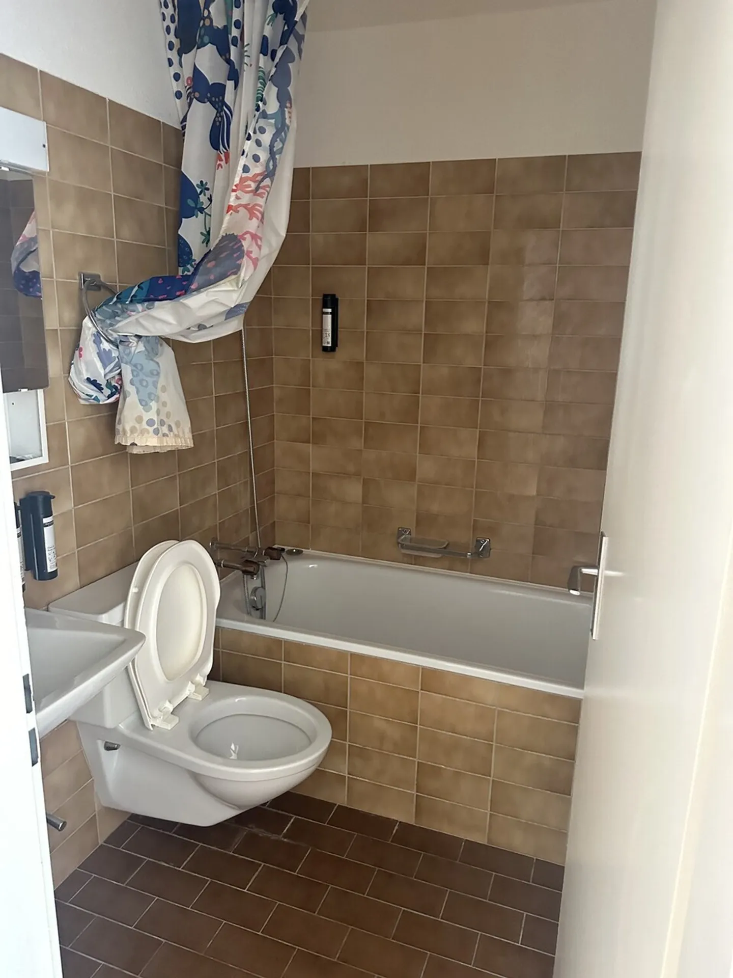 Small but Nice in Zurich's Old Town - Photo 4 of 5