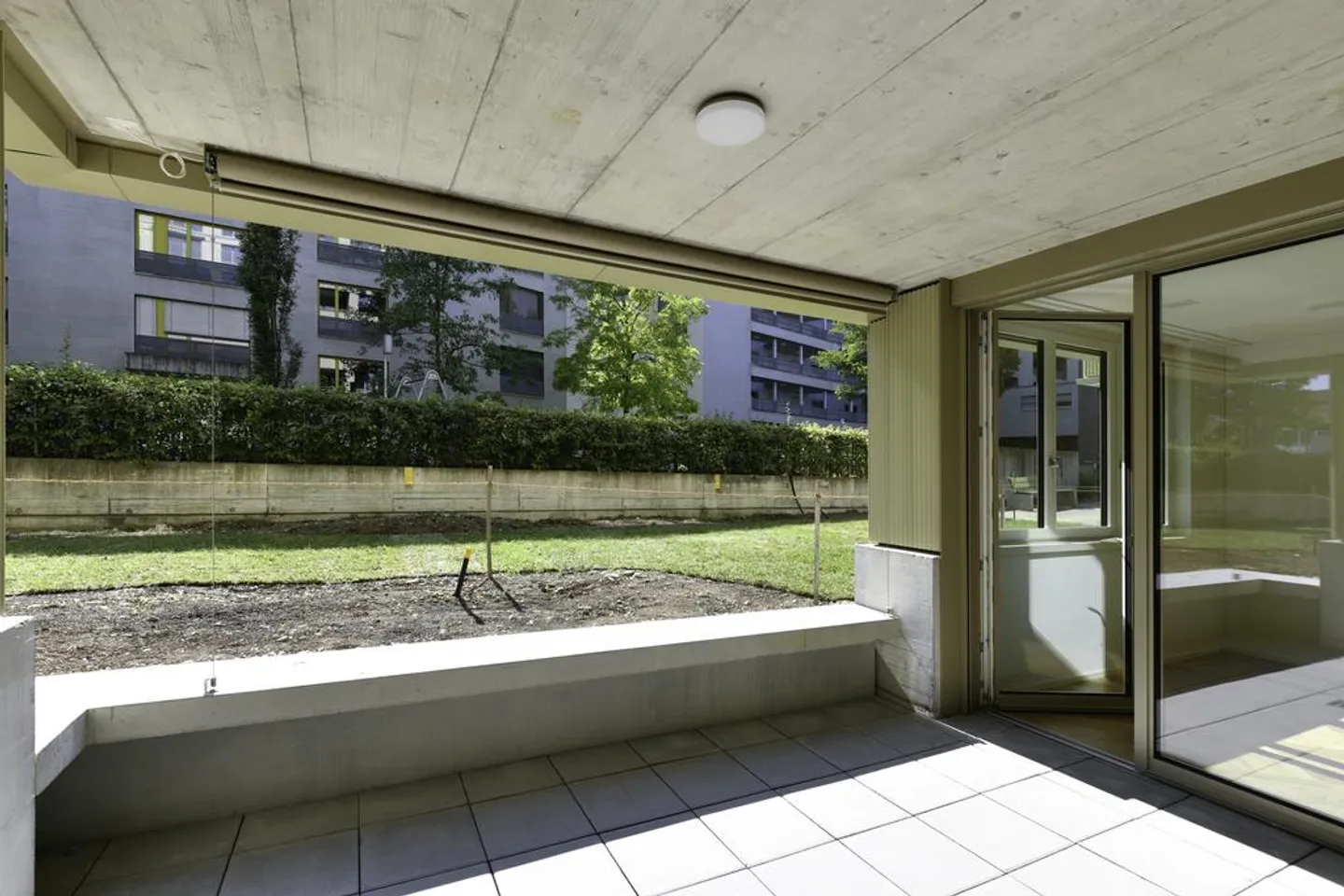 Living oasis in a central location - Photo 7 of 8