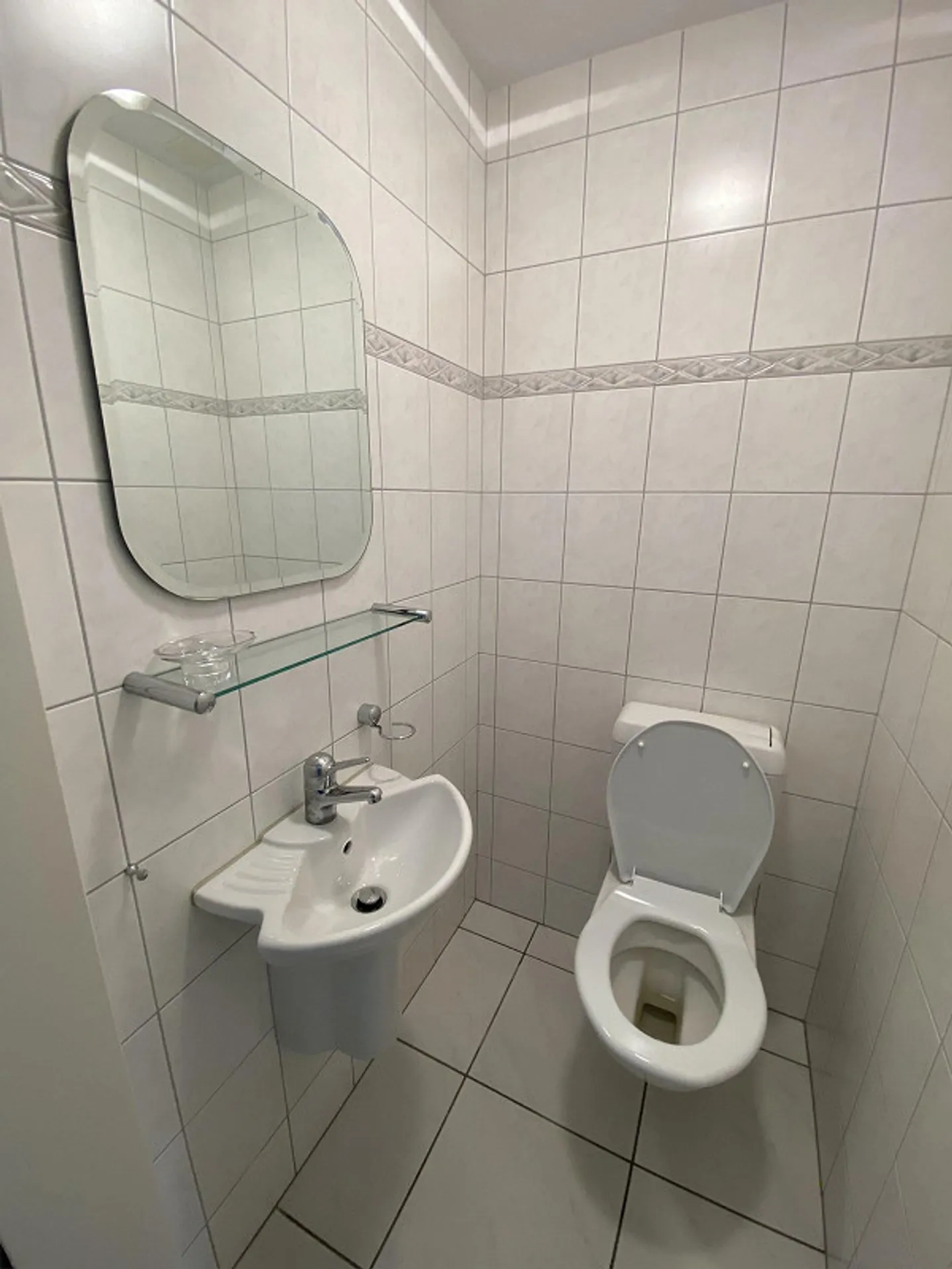 Appartamento 4.5 stanze tranquillo e spazioso nel verde (incluso studio abitativo) - Foto 10 di 15