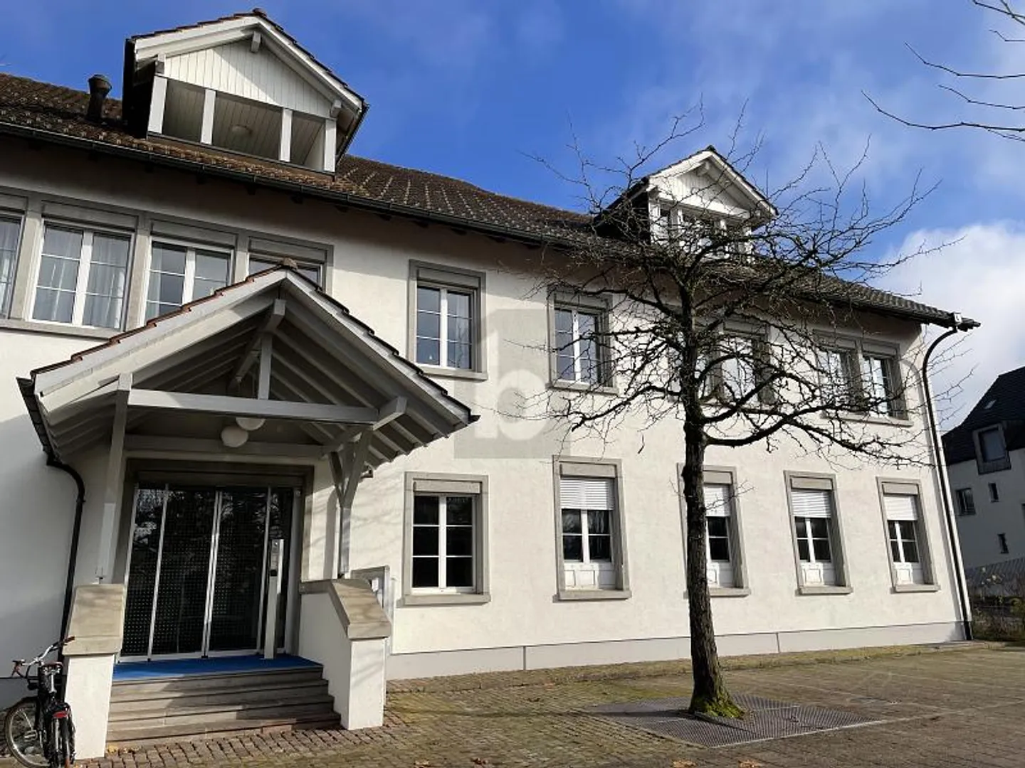 «BÜRO, ATELIER ODER EIGENE IDEE INKL. NEBENKOSTEN» - Foto 1 von 6