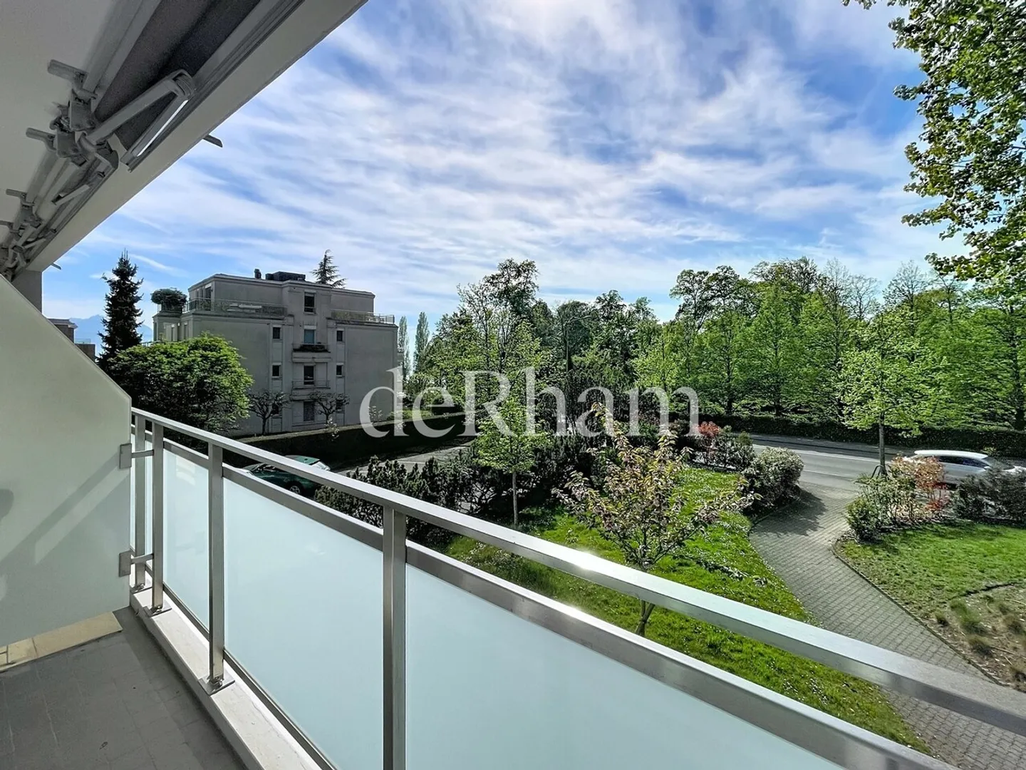 Appartement Charmant Près du Lac - Photo 1 sur 10