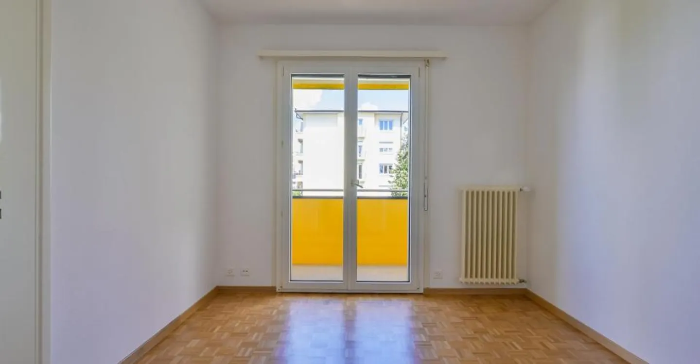 Ihr zukünftiges Zuhause: wunderschöne 6-Zimmer-Wohnung mit schönen Volumen - Foto 3 von 4