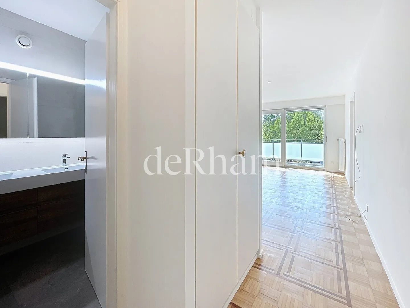 Appartement Charmant Près du Lac - Photo 7 sur 10