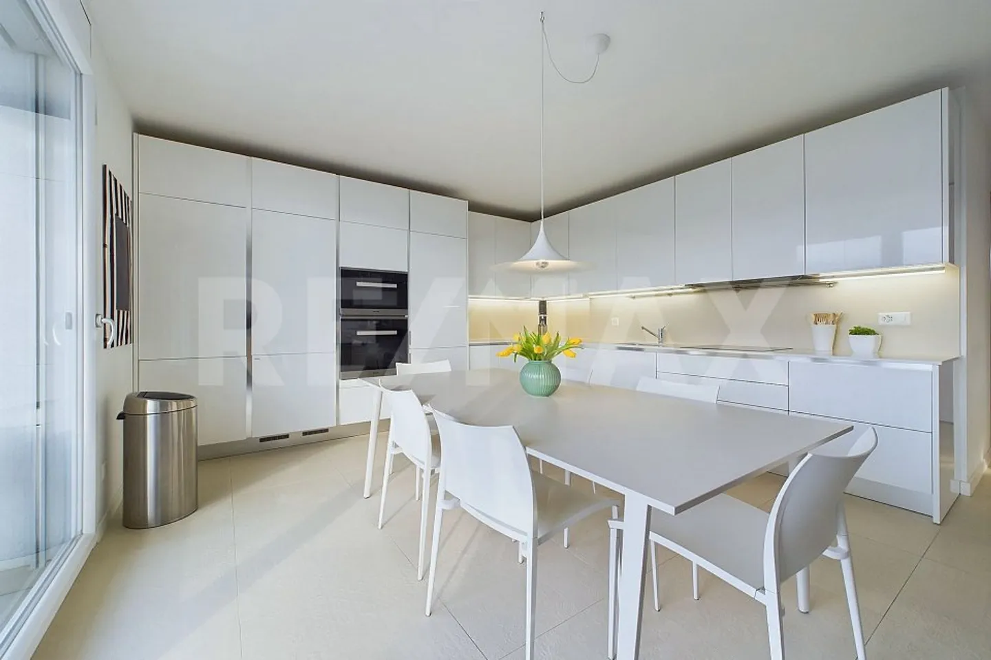 Elegante Penthouse mit teilweisem Blick auf den Luganersee - Foto 11 von 13