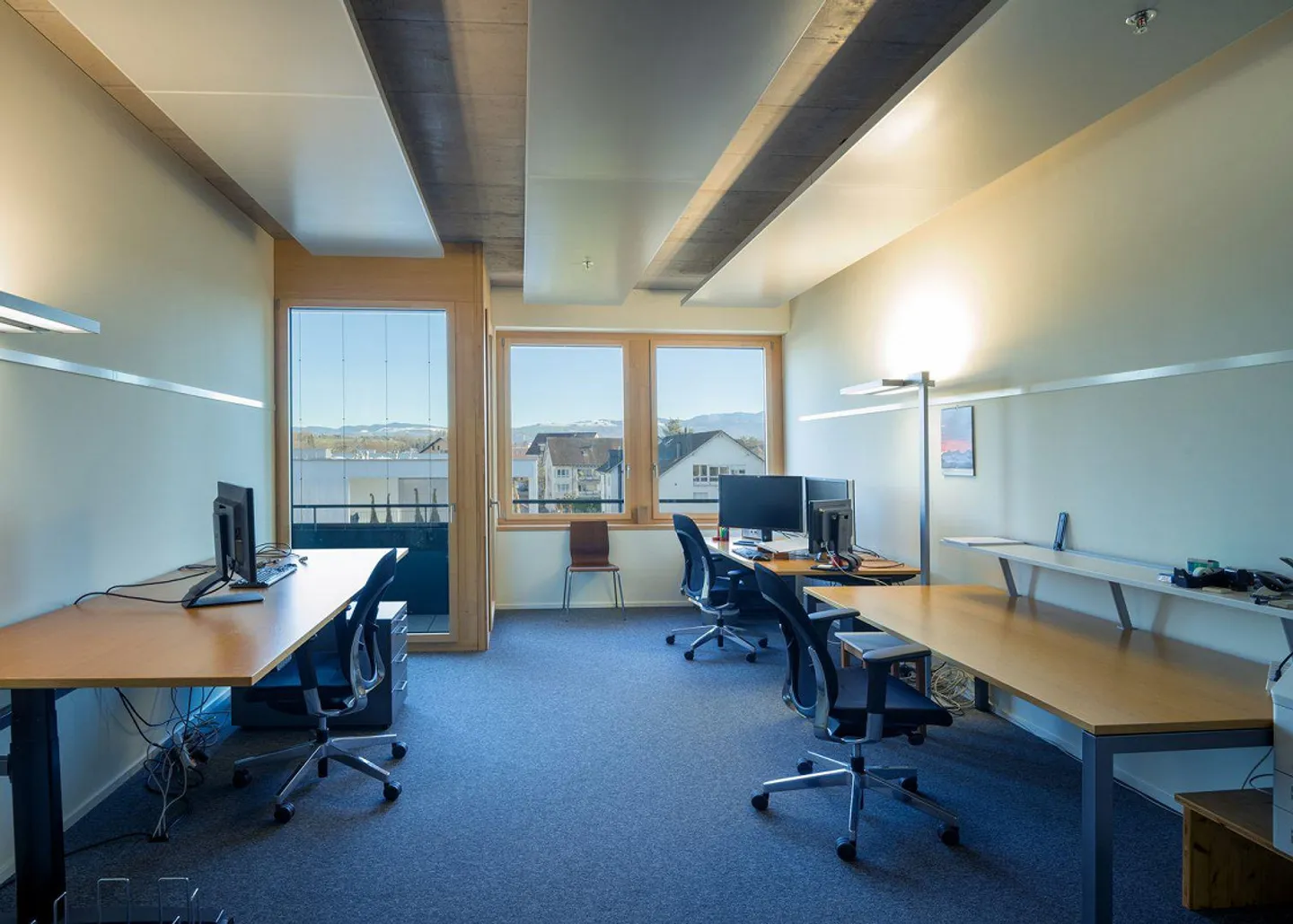 Aussergewöhnliches Bürokonzept 857 m² in Hagendorn! - Foto 3 von 10