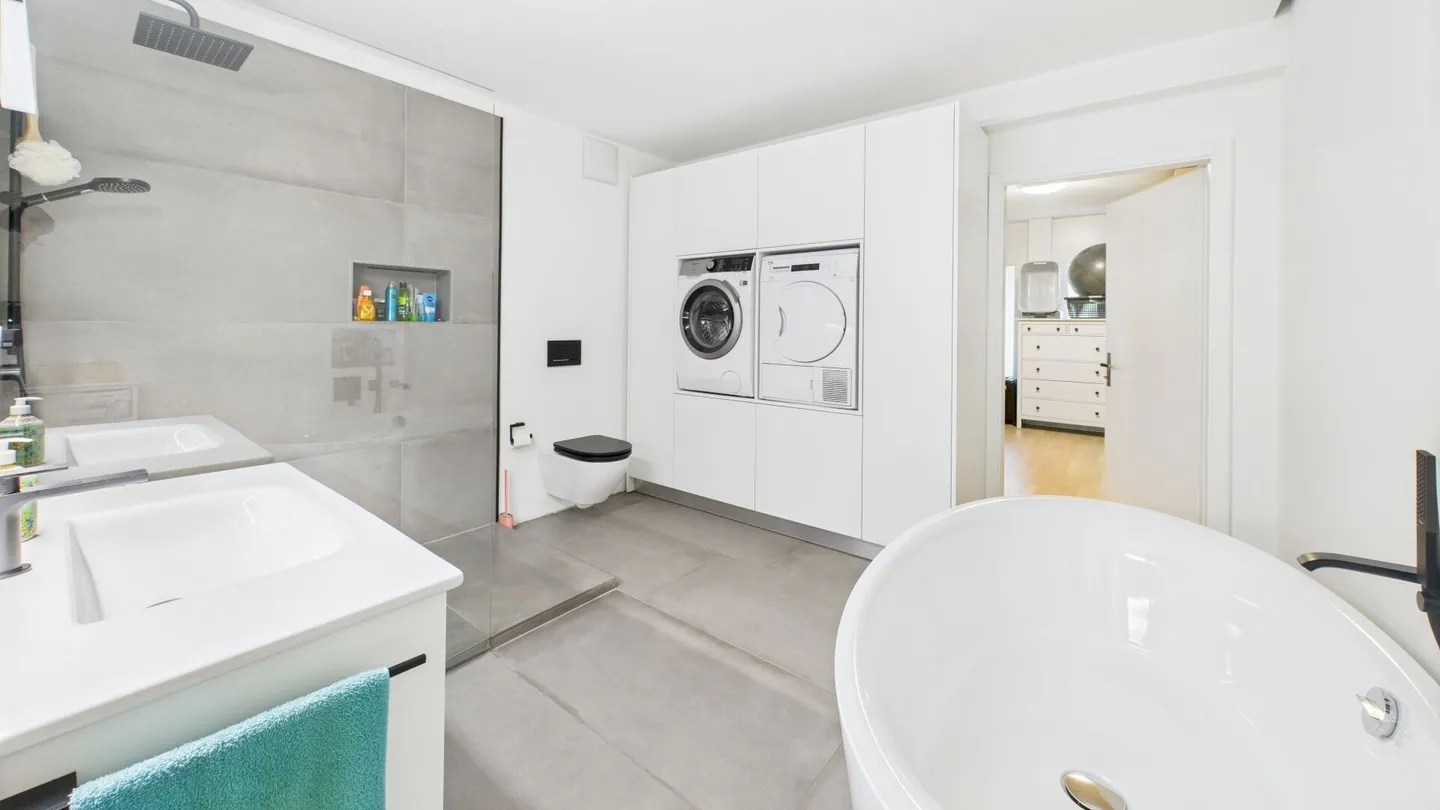 Familial, lumineux et moderne - appartement de jardin élégant. - Photo 14 sur 23