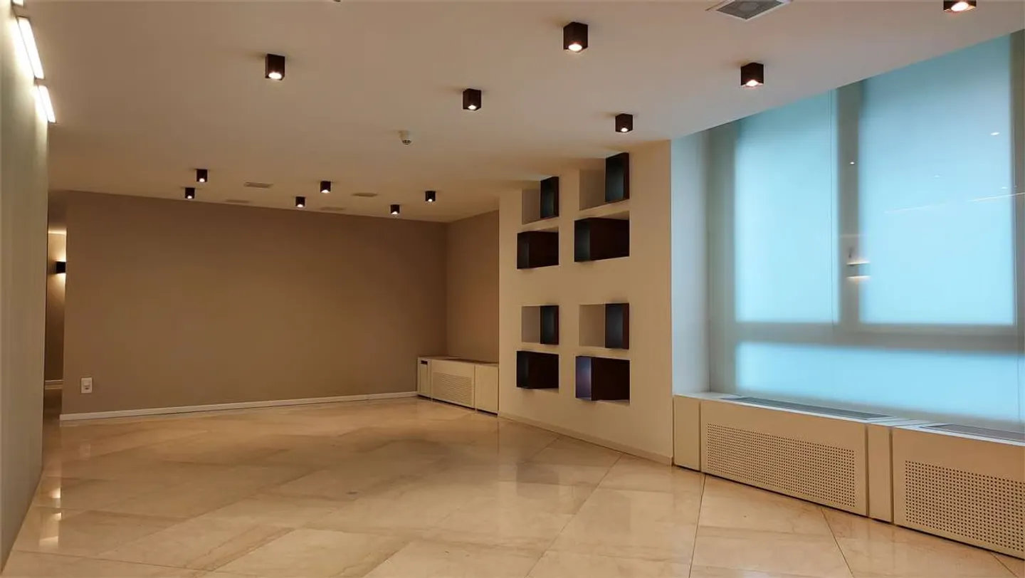 Prestigious office for rent in Lugano - Photo 5 of 13