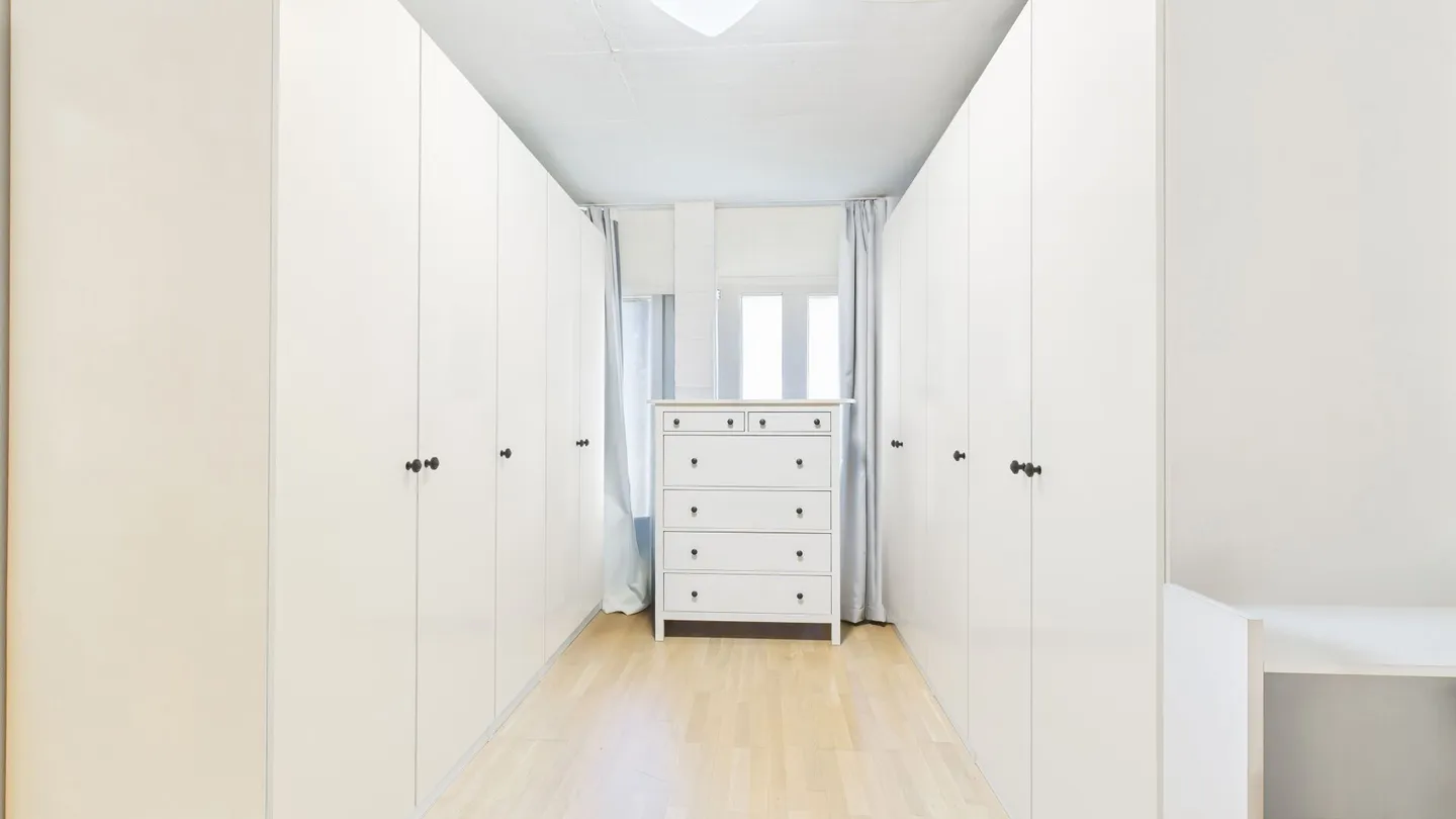 Familial, lumineux et moderne - appartement de jardin élégant. - Photo 17 sur 23