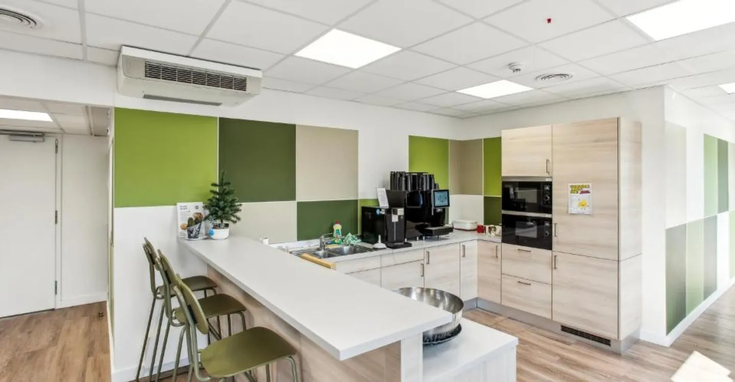 Office spaces for rent in the Acacias area in Geneva - Photo 7 of 11