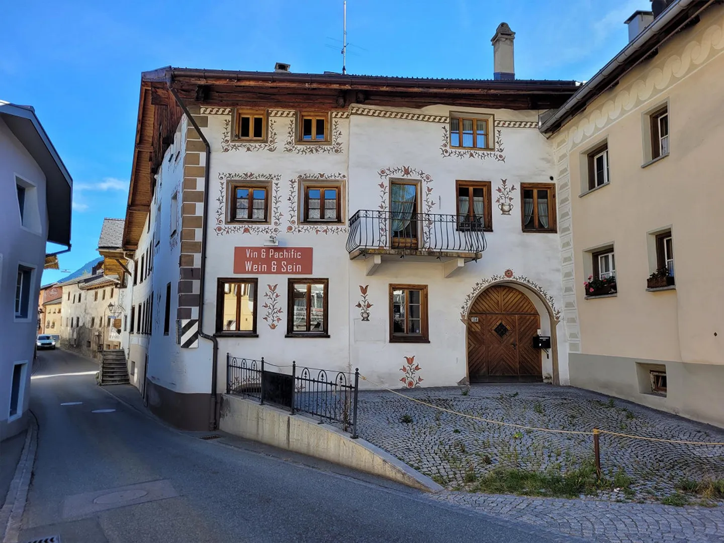 Historisches Haus mit Potenzial - Foto 1 von 9