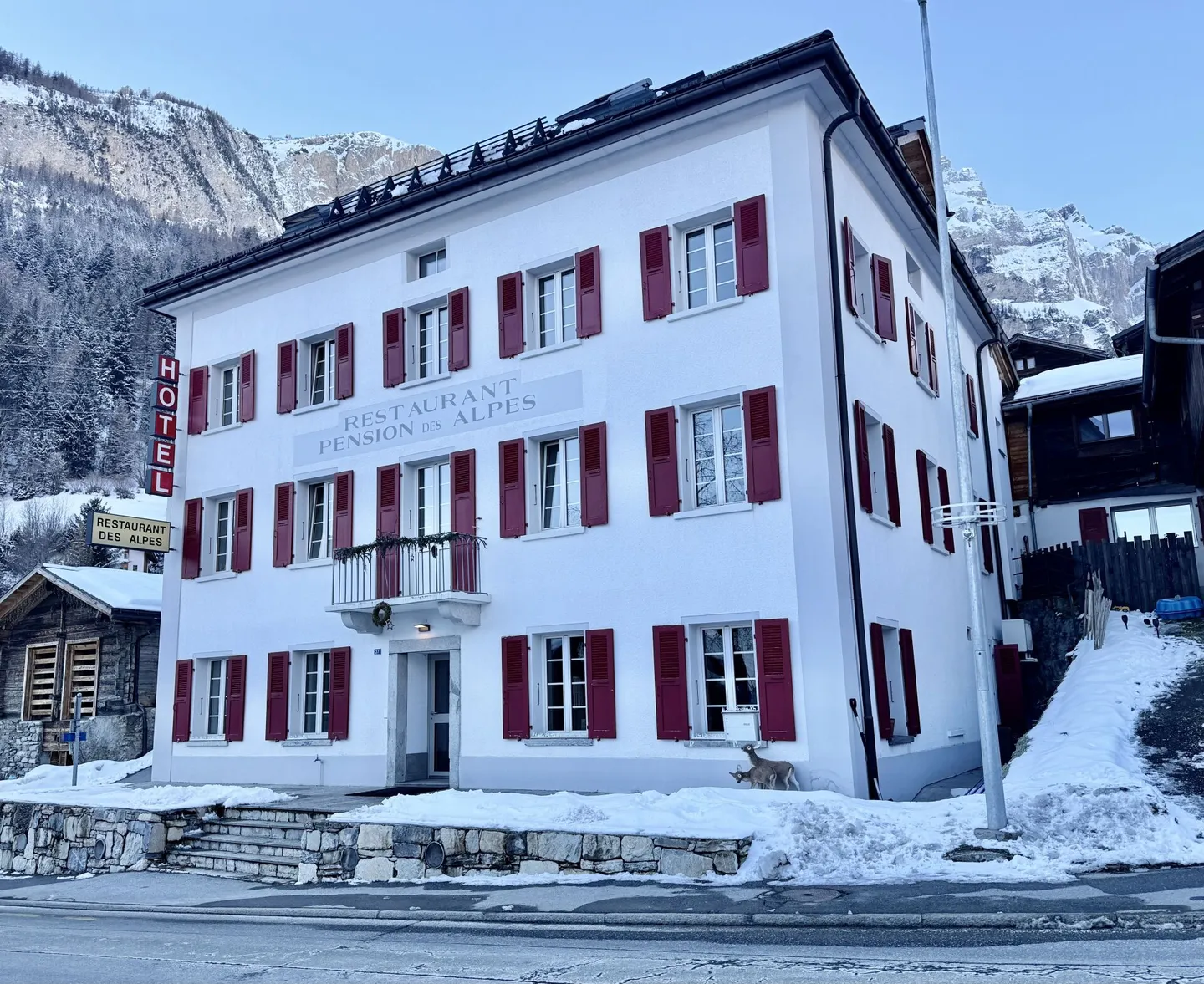 Hotel for Sale in the Heart of Valais - Photo 2 of 10