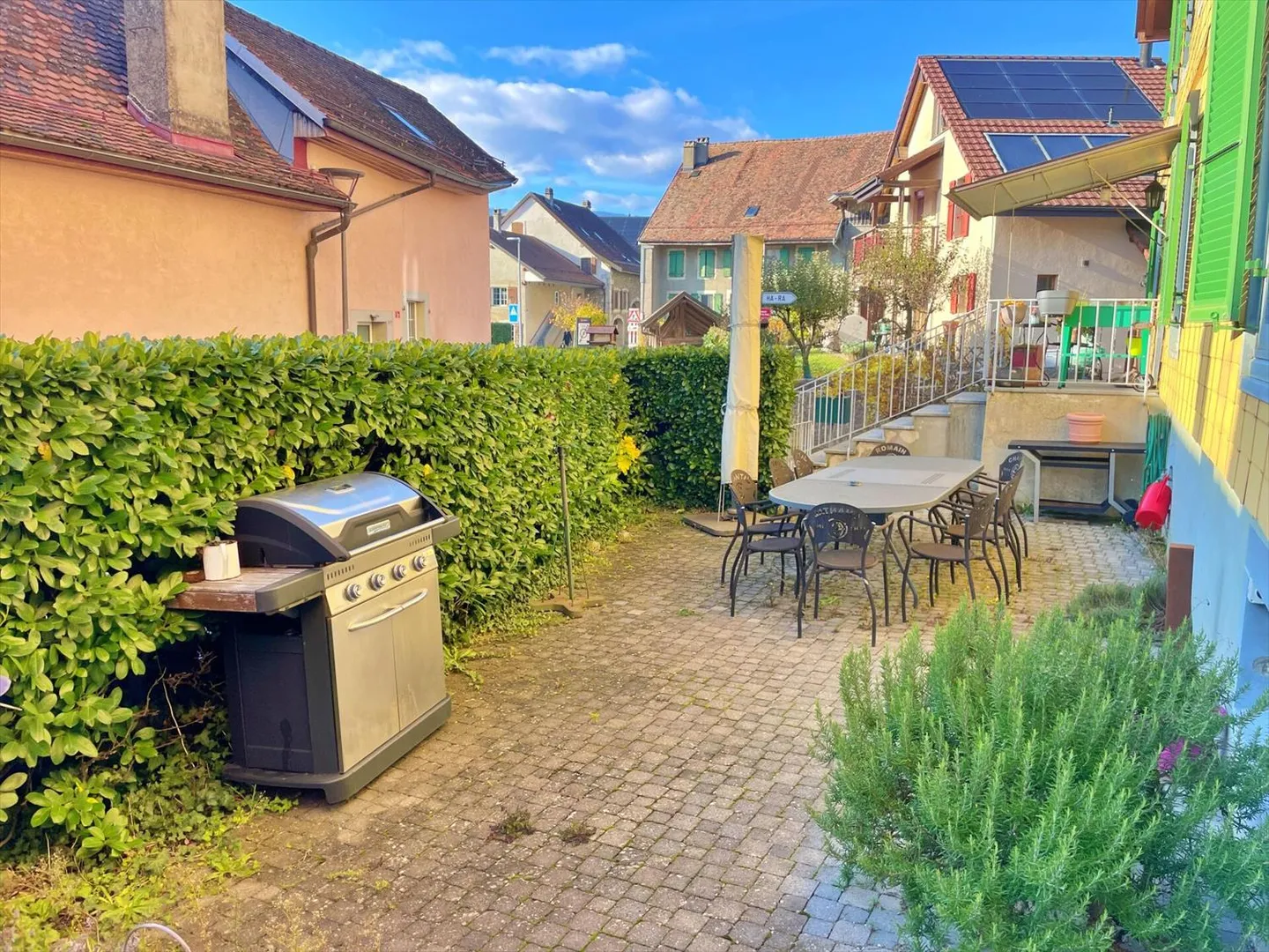 House with 2 apartments in Pampigny - Photo 3 of 13