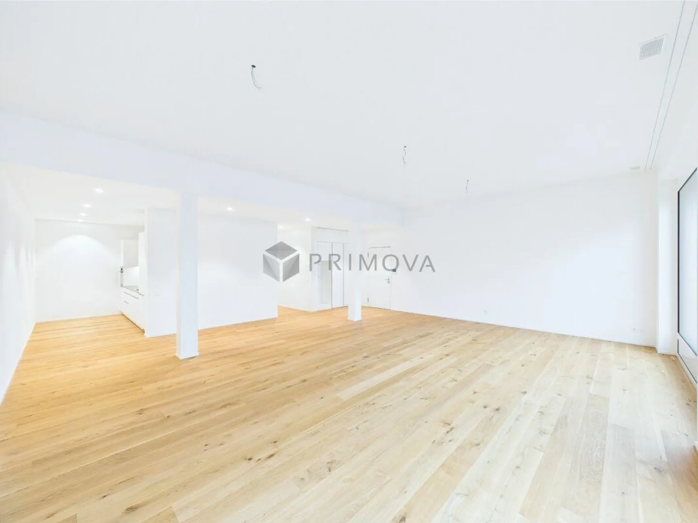 Bien visible, utilisable de manière flexible - Votre espace commercial avec vitrines... - Photo 4 sur 10