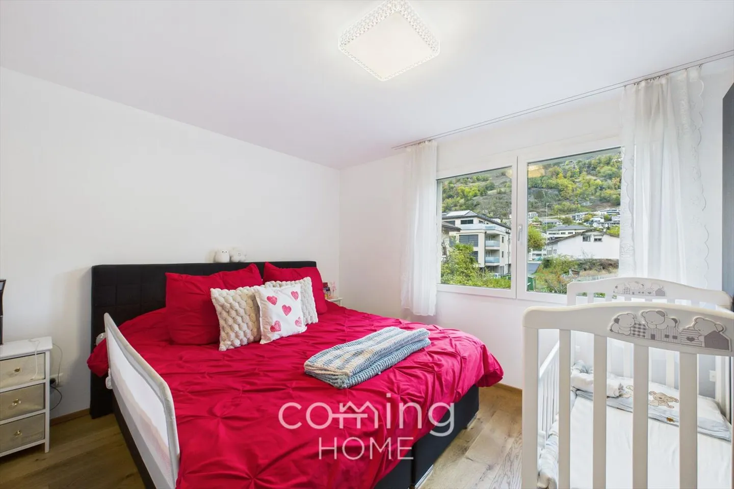 Modern 4.5-room apartment in Naters - stylish living with a garden and alpine views - Photo 6 of 13