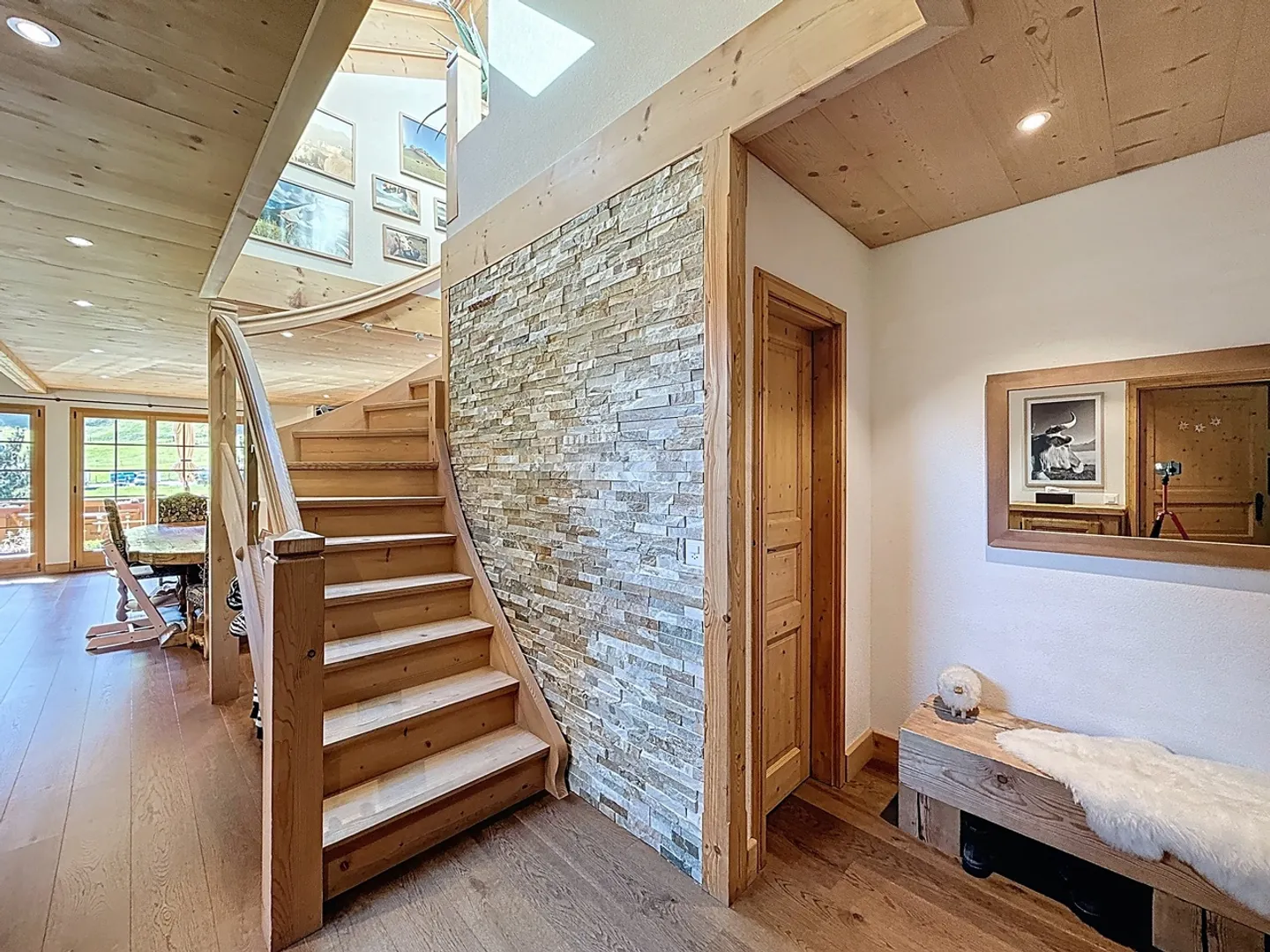 Alle porte di Gstaad - Appartamento eccezionale in uno chalet moderno - Foto 1 di 7
